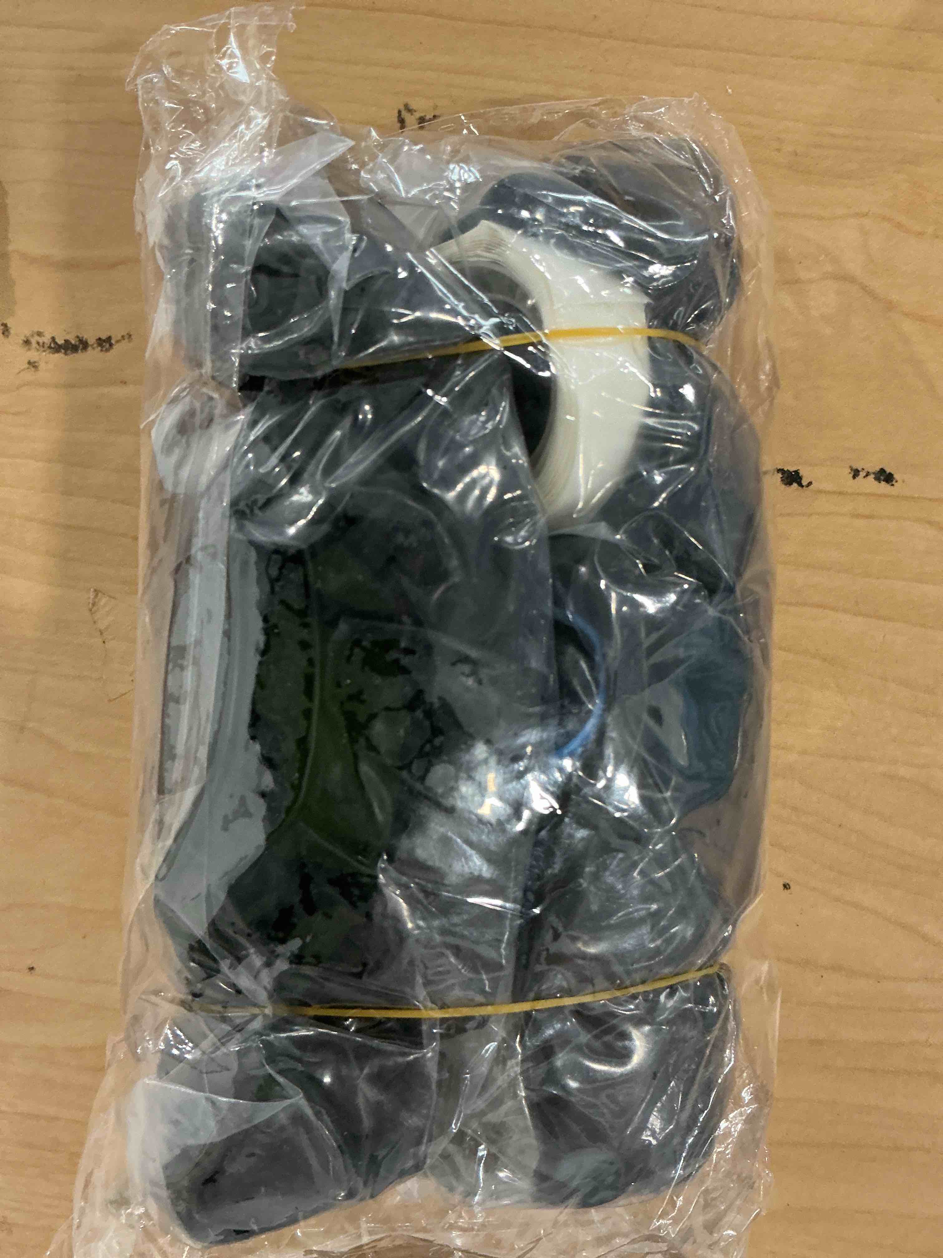 Condition photo showing Good Condition for captank black balloons double stuffed balloon garland arch kit latex different size 18/12/5 inch for birthday graduation anniversary holiday new year halloween ridder star wars theme party decorations double stuffed black