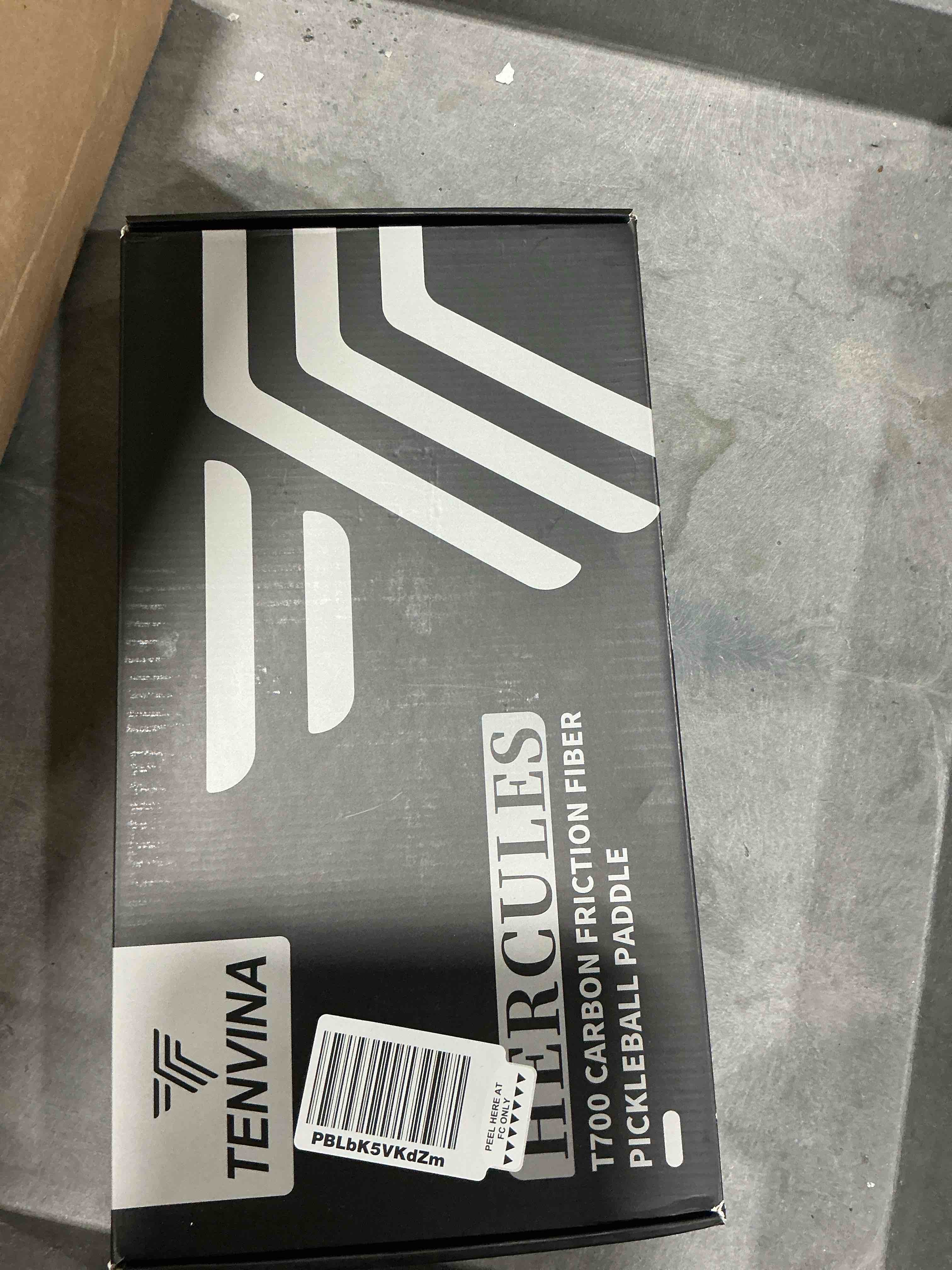 Condition photo showing New/Like New for tenvina pickleball paddles, multi-layer t700sc textured carbon fiber pickleball paddle, pickle ball paddle with strong spin & power surface, 4-types of shapes and thicknesses, usapa approved