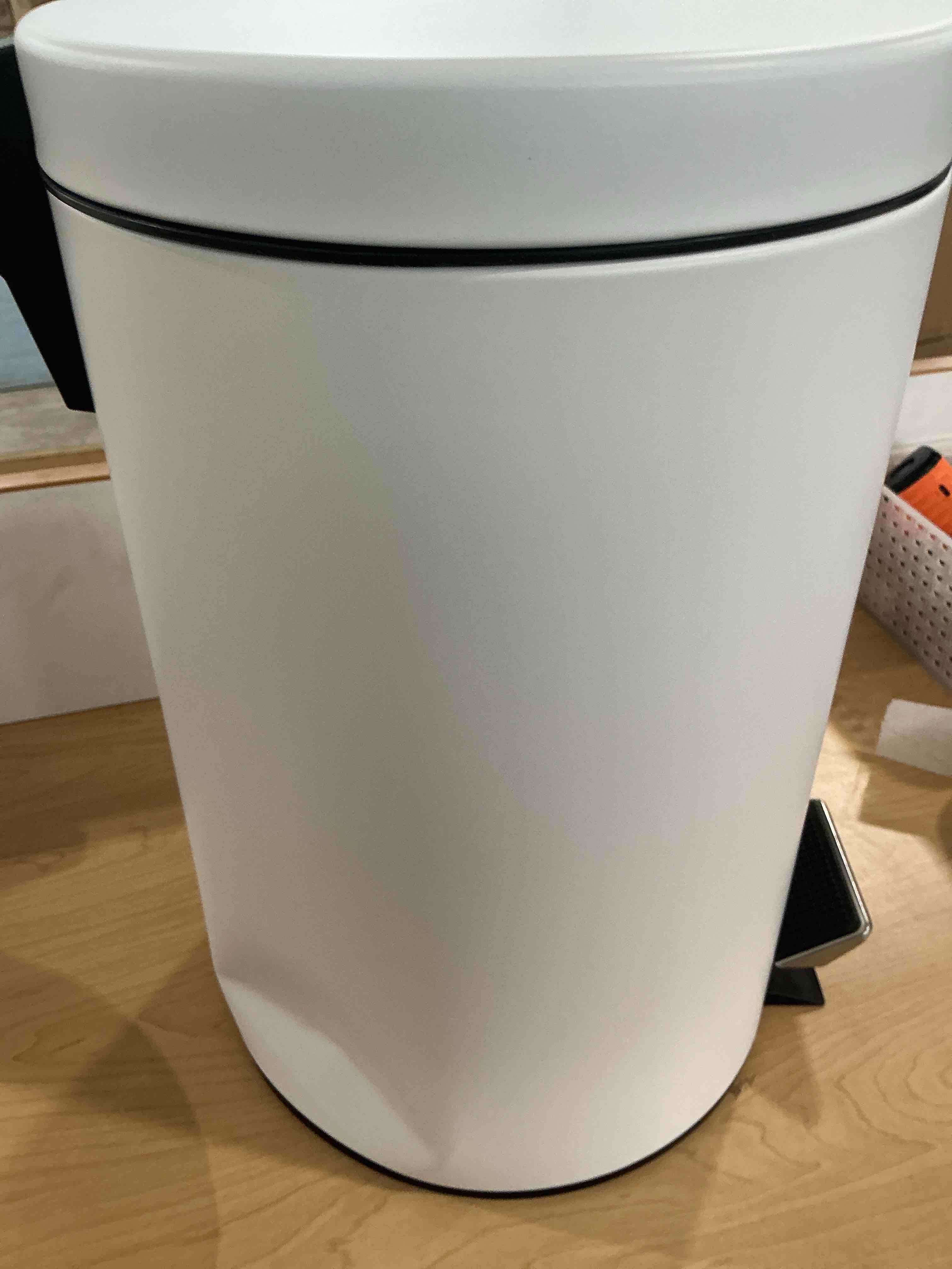 Condition photo showing Good Condition for cesun 1.2 gallons small trash can with lid, white bathroom garbage can with foot pedal, mini round wastebasket for bathroom, bedroom, office, 4.5 liters / 1.2 gallons, white