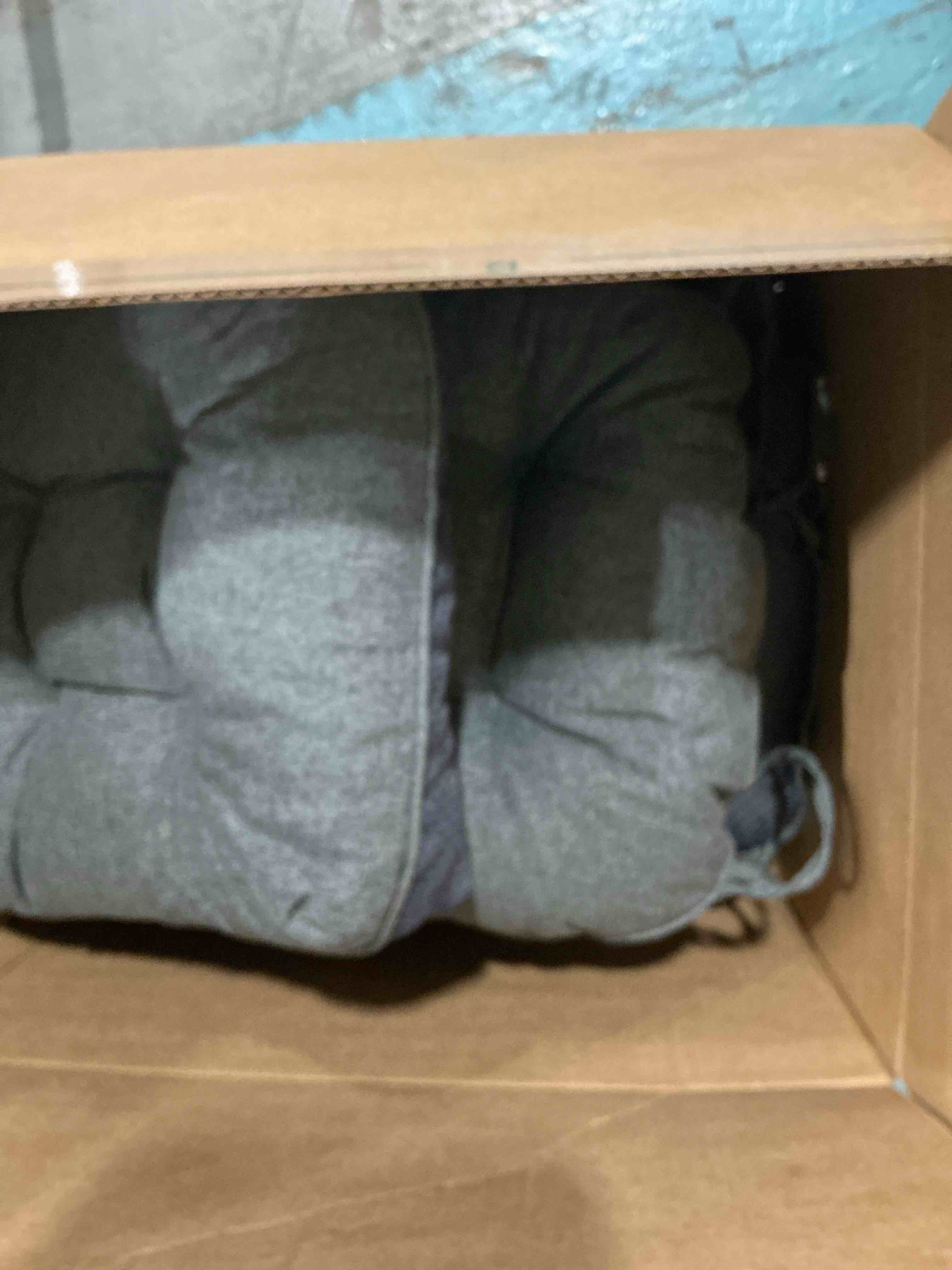 https://s3.amazonaws.com/lotting-images-prod/NonstopDeals/PNK4934252_1778102997842.jpeg