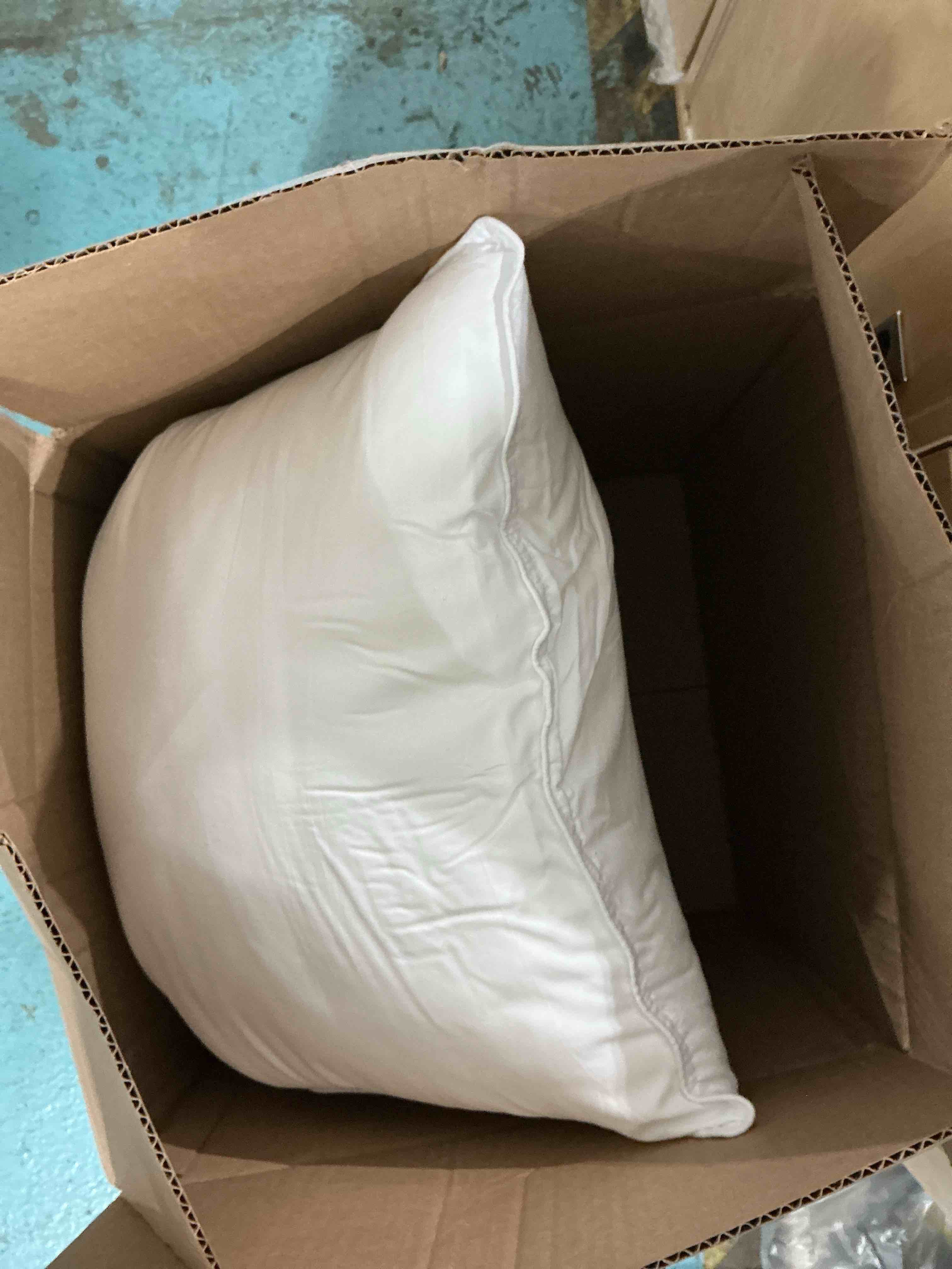 https://s3.amazonaws.com/lotting-images-prod/NonstopDeals/PNK4934263_1778106097740.jpeg