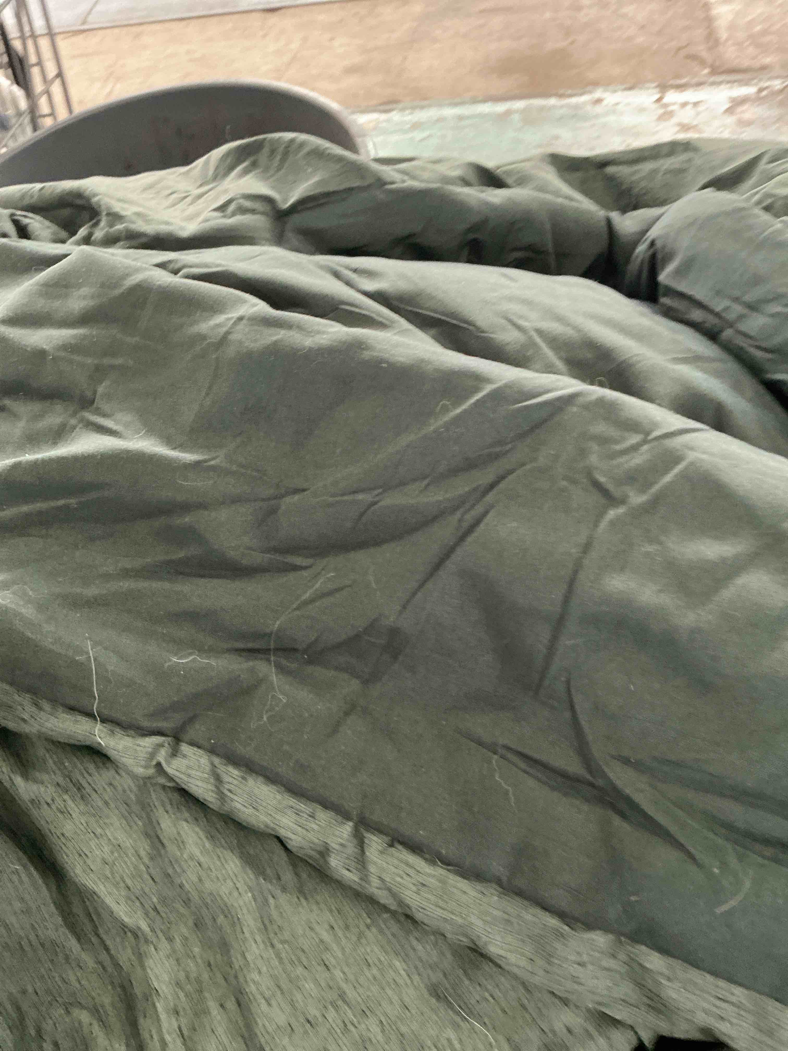 Condition photo showing Good Condition for wrensonge queen comforter set - 7 pieces deep forest soft bed in a bag queen with fitted sheet, flat sheet, 2 pillow shams, and 2 pillowcases- warm bedding sets for all season
