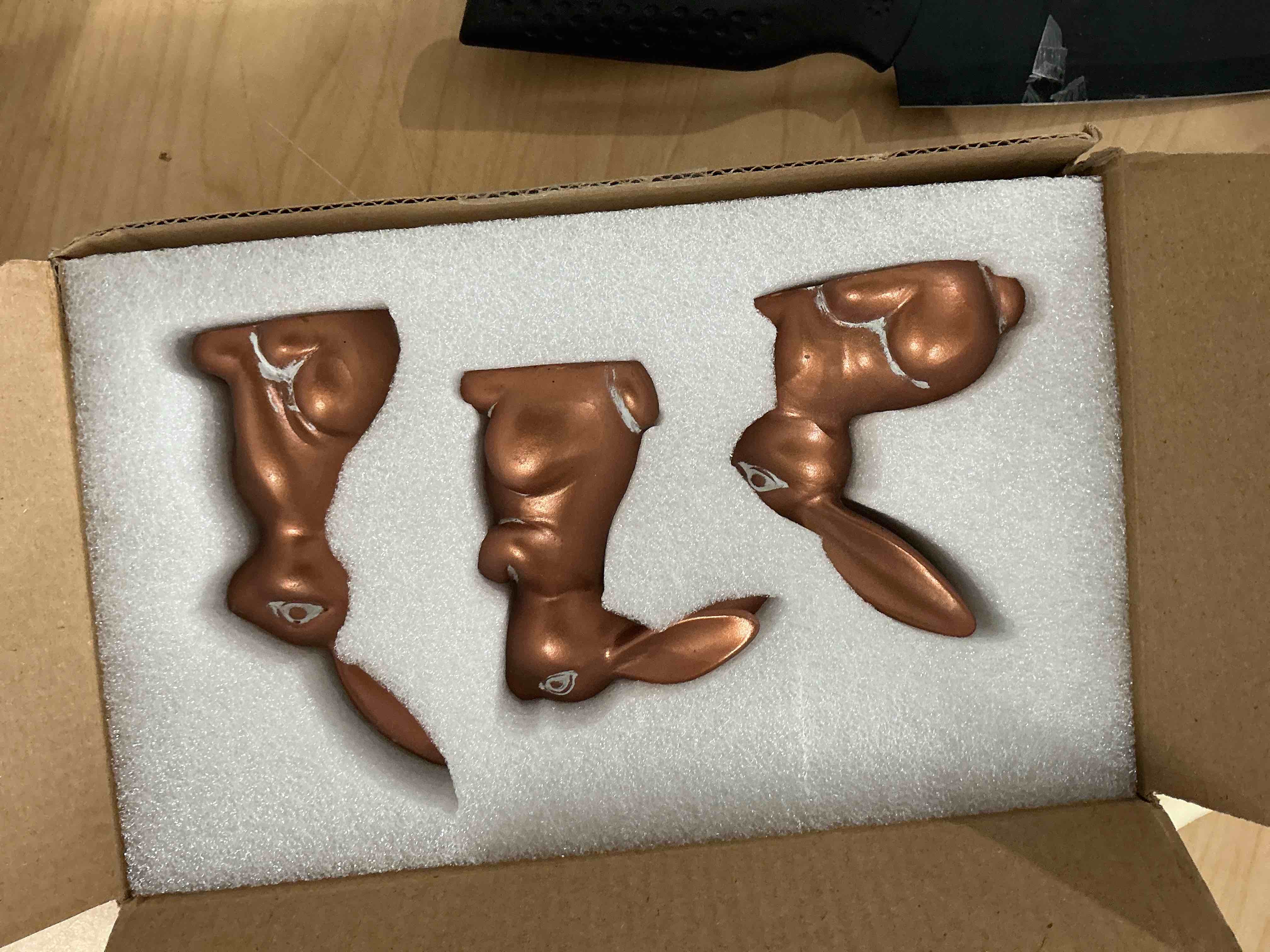 Easter Bunny Figurines Set, 3PCs Rustic Resin Bunnies in Antique Copper Finish, Cute Bunny Decor for Spring Decorations for Home, Easter Table Centerpieces for Tiered Tray (Copper)