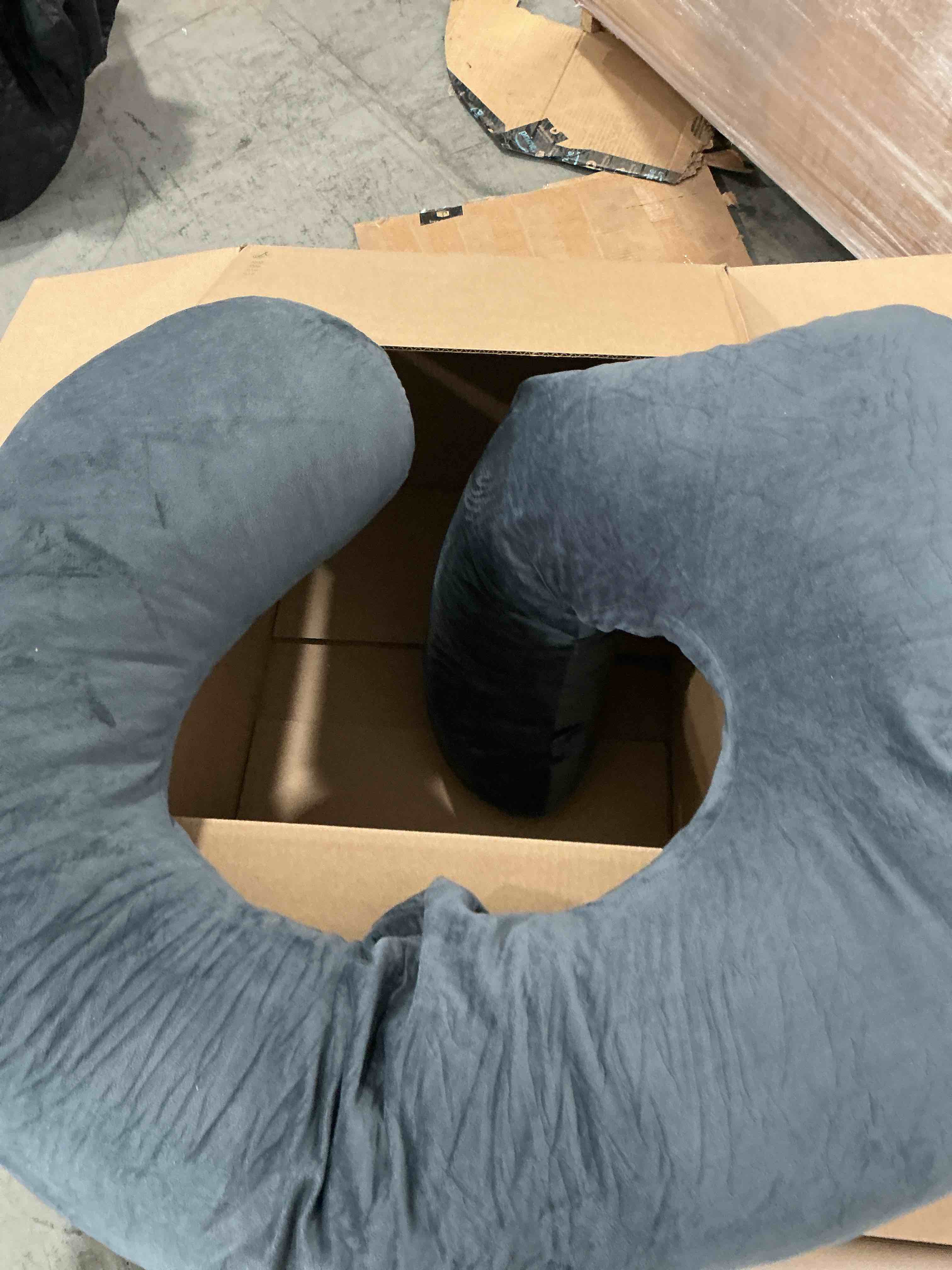 https://s3.amazonaws.com/lotting-images-prod/NonstopDeals/PNK4934801_1778349259161.jpeg