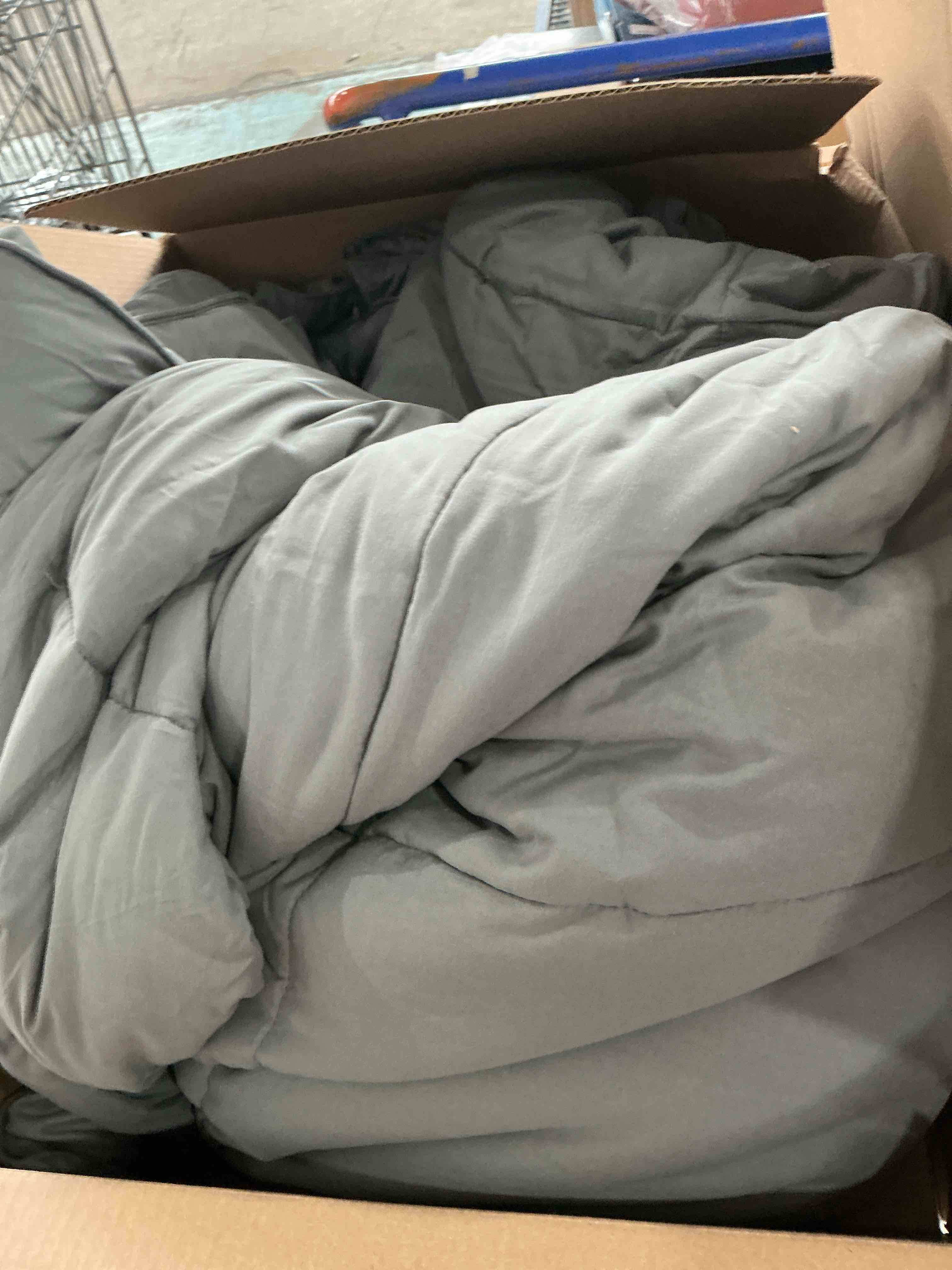 Condition photo showing Good Condition for bare home comforter - queen size - ultra-soft - goose down alternative - premium 1800 series - all season warmth (queen, grey) 04 - grey