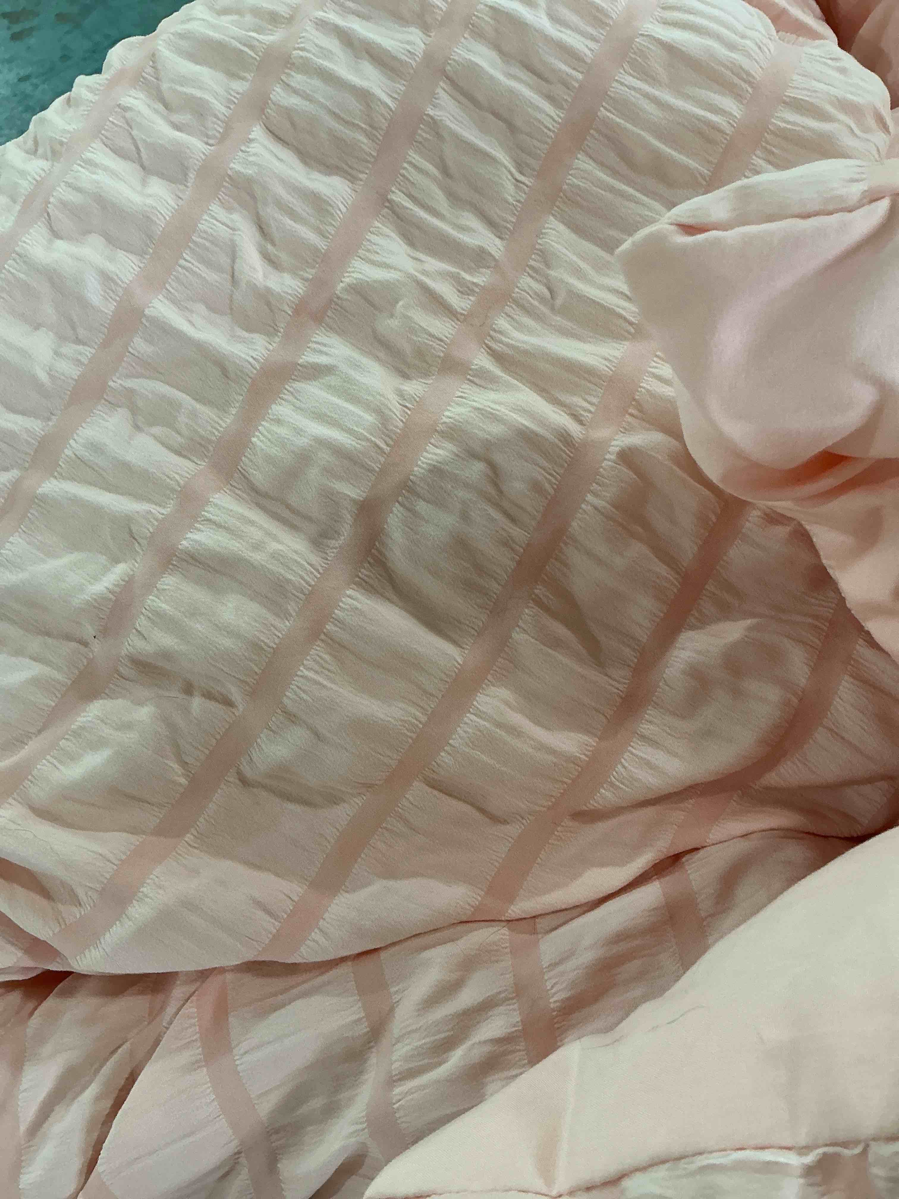 Condition photo showing Good Condition for cozylux queen comforter set pink seersucker 7 pieces bed in a bag queen comforter set with sheets, luxury soft bedding set with down alternative comforter, sheets, pillowcases & shams for all seasons