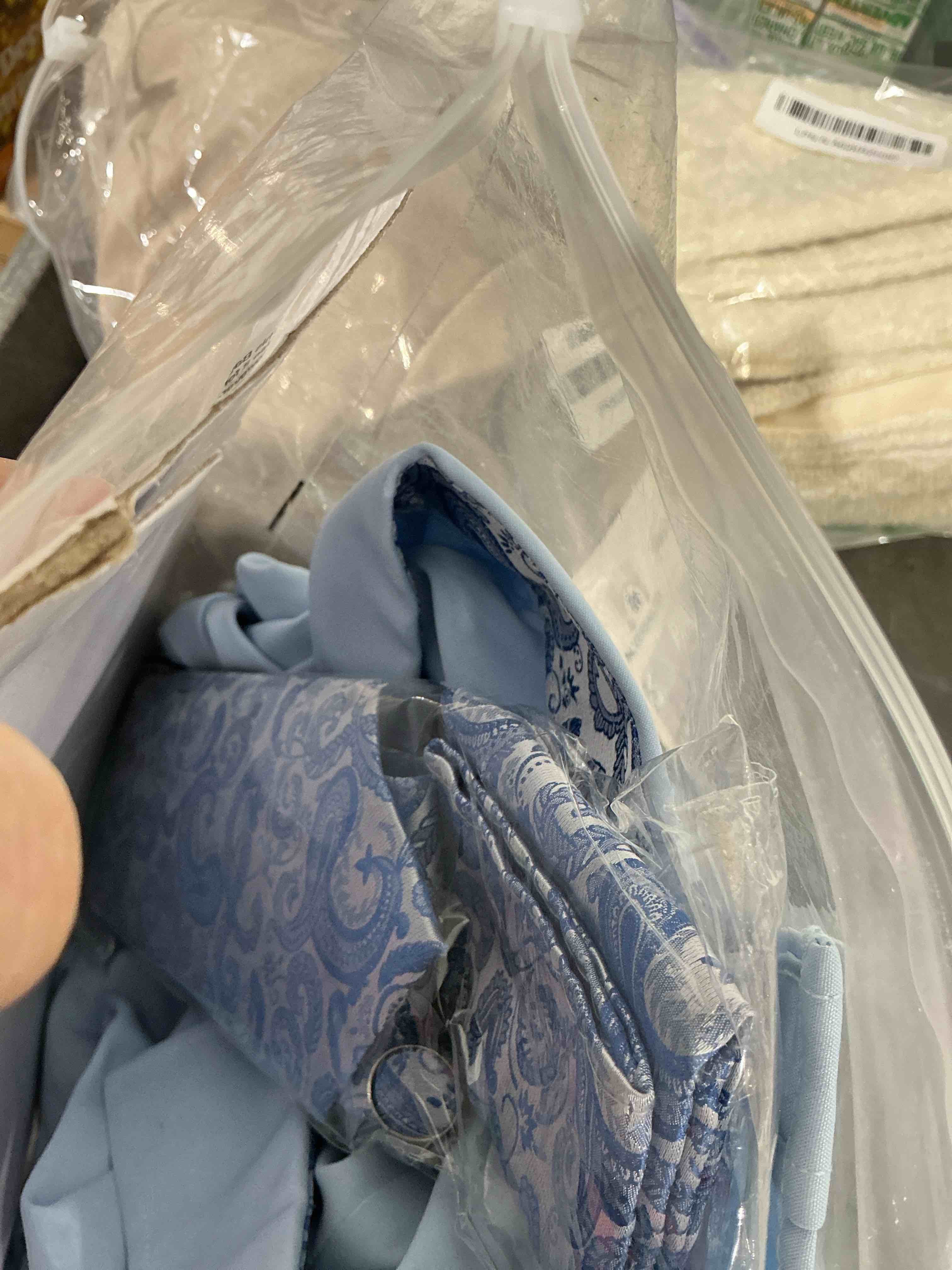 Condition photo showing New/Like New for DiBanGu Mens Long Sleeve Dress Shirt and Tie Set Casual Botton Down Shirts for Men Solid Business Shirt with Matching Tie X-Large Sky Blue
