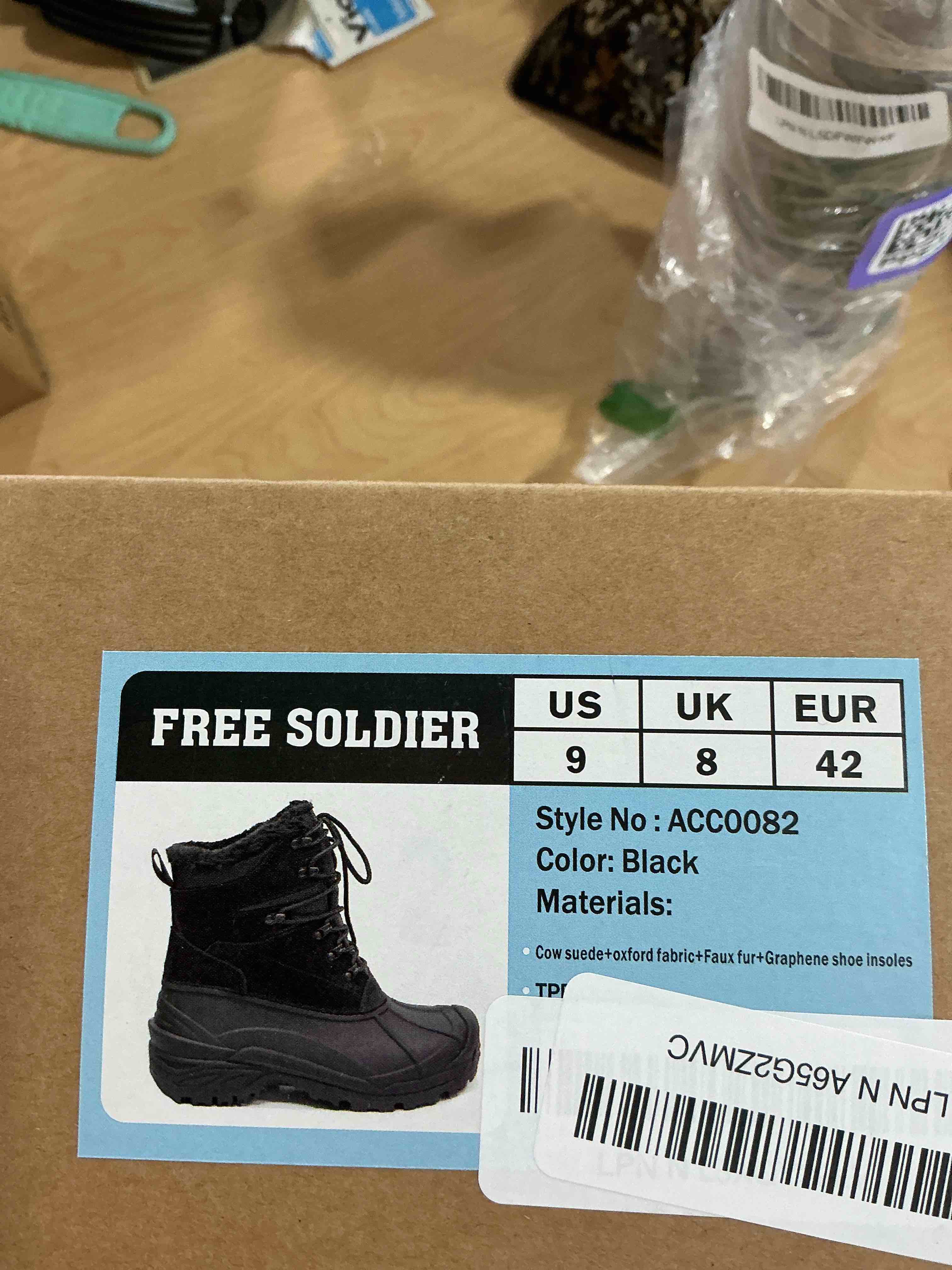 Condition photo showing New/Like New for size 9FREE SOLDIER Mens Snow Winter Boots for Men Warm Fleece Lining Winter Ski Shoes Waterproof Insulated Booties Dark Black 9