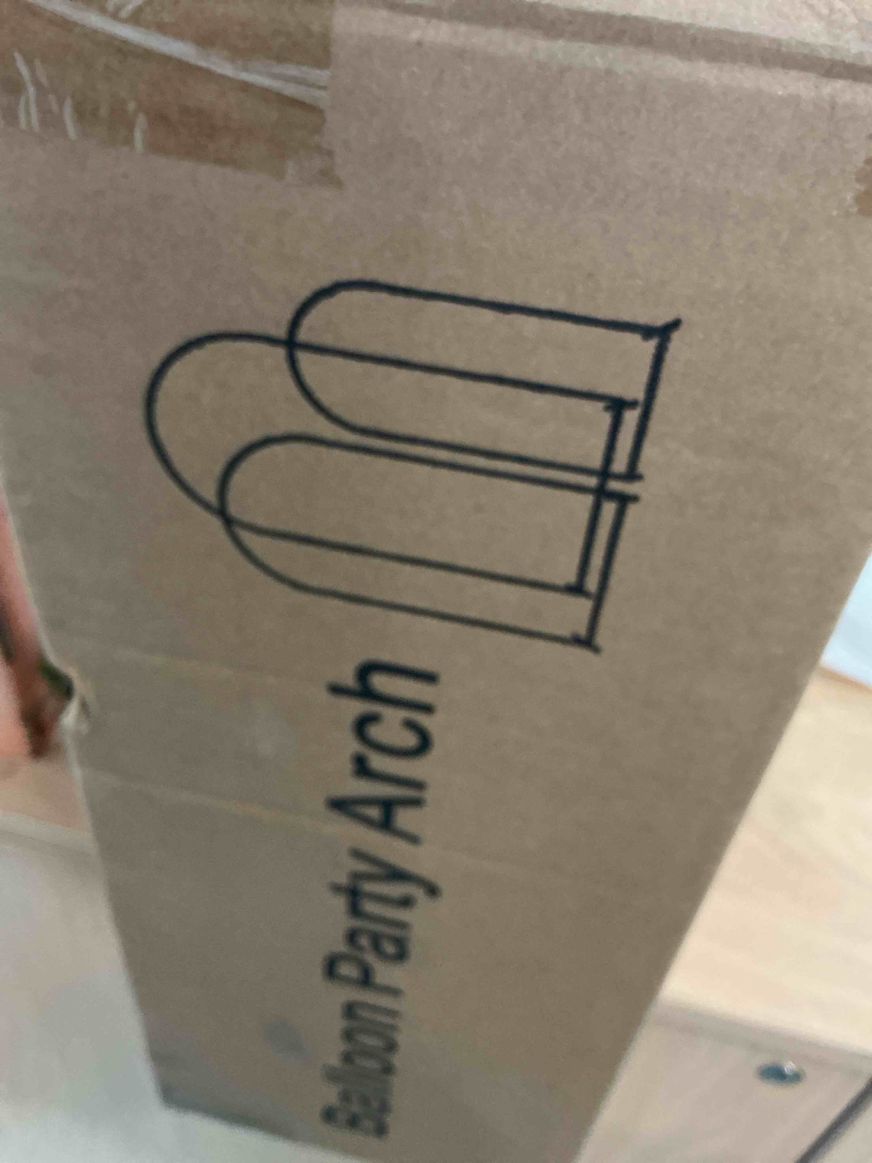 Condition photo showing Good Condition for Metal Arch Backdrop Stand, Set of 3 (4ft / 5ft / 6ft) Gold Arch Backdrop with 12 Ground Nails, Stable Arched Background Stand for Wedding, Baby Shower, Birthday Party, Photography 4/5/6 ft