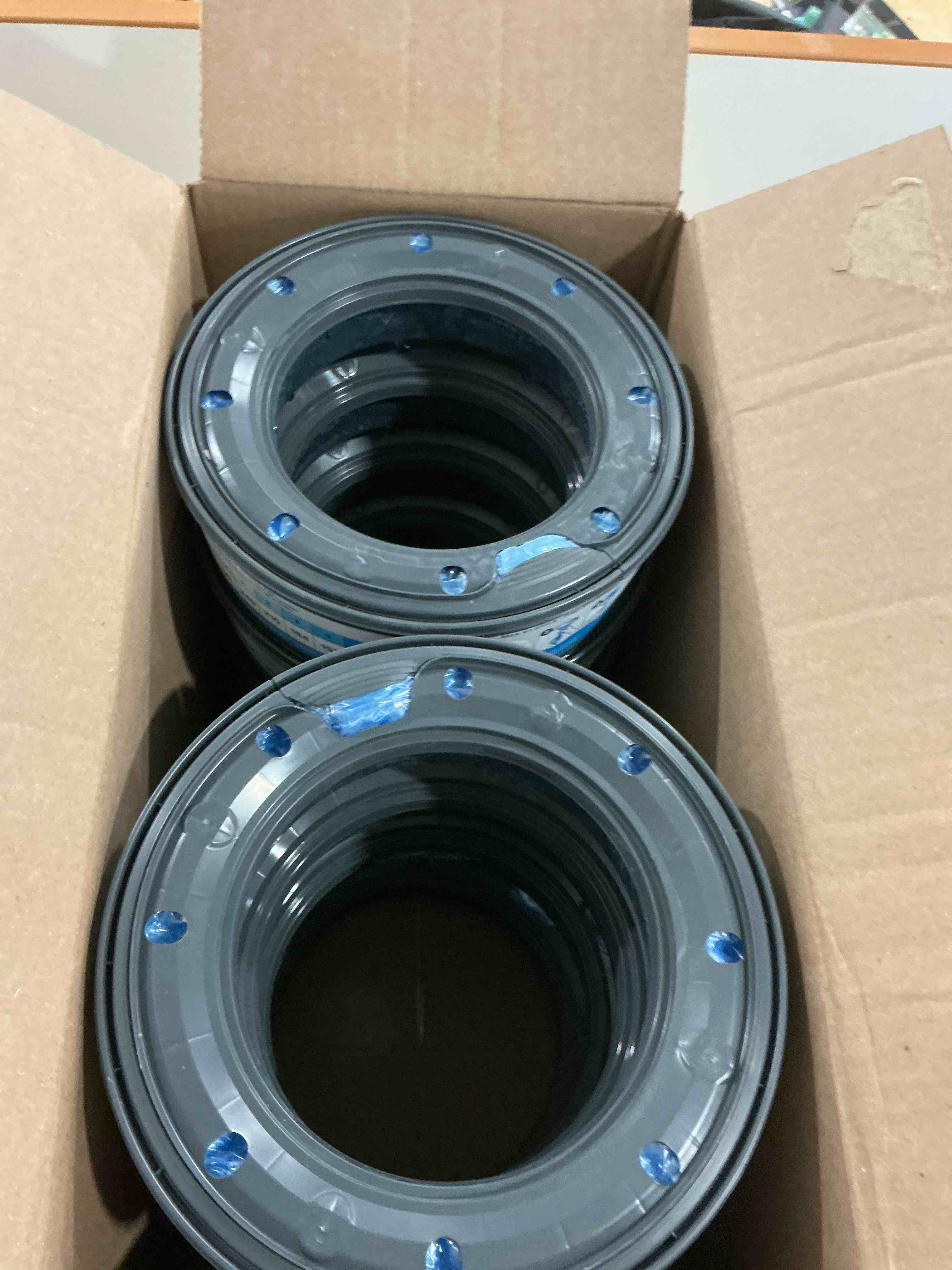 Condition photo showing Good Condition for Diaper Genie Essentials Round Refill 8-Pack | Holds Up to 2560 Newborn Diapers | Features Unscented Continuous Film | Compatible with Diaper Genie Complete and Expressions Pails,8 Count (Pack of 1) Unscented 320 Count (Pack of 8)