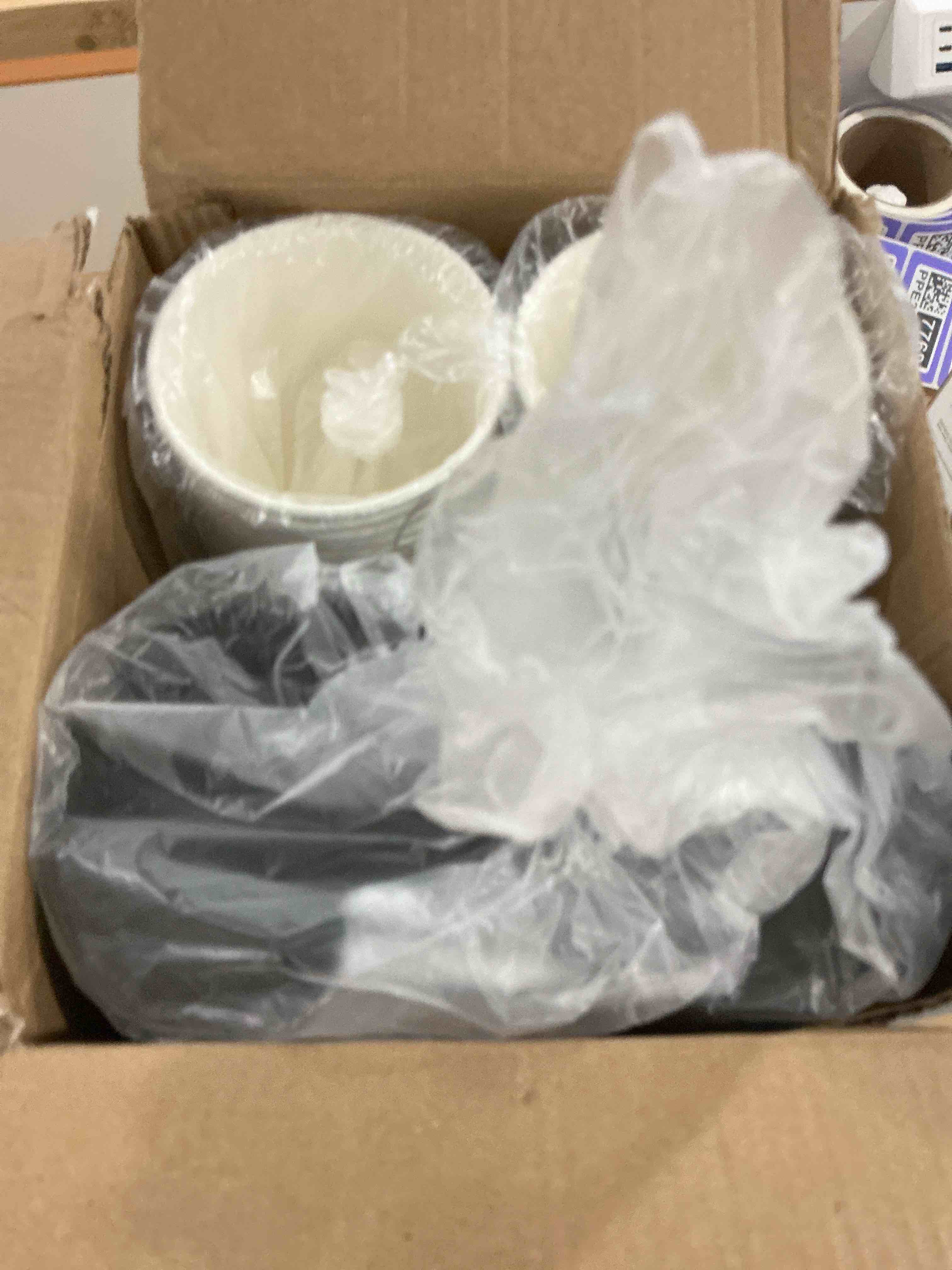 Condition photo showing Good Condition for 100 pack 12 oz Thickened Coffee Cups with Lids, Scald Resistant Hot Cups with Sleeve and Straw, To Go Coffee Cups for Home, Office, Cafes and Party (Black 12oz) Black-12oz 12oz 100Pack