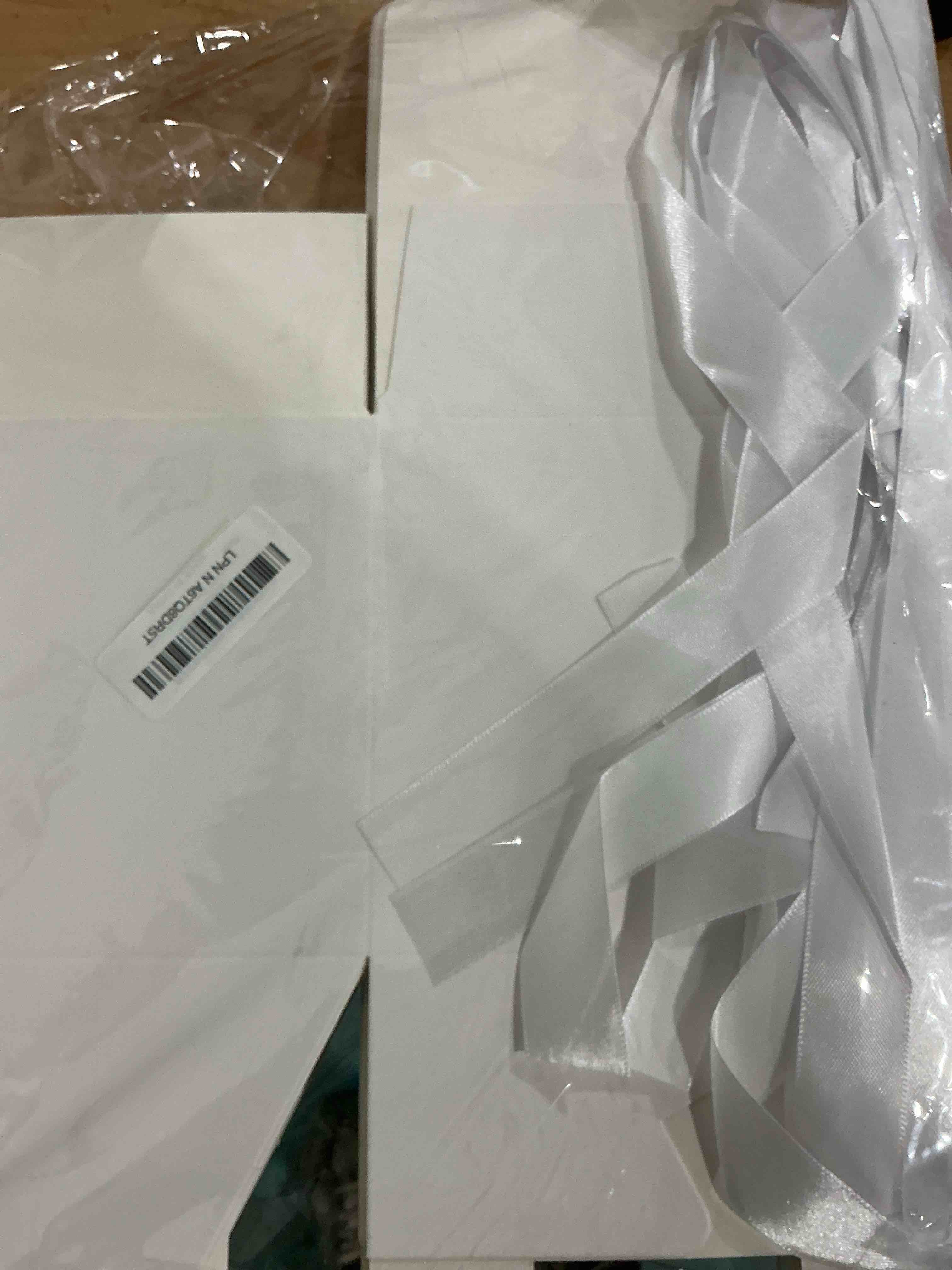 Condition photo showing Good Condition for COTOPHER Small Gift Boxes 25 Pack 6x6x6 inches White Gift Boxes with Lids for Gifts, Crafting, Wedding Party Favor, Cupcake Boxes, Candy, Bridesmaids Proposal Box with Ribbons and Stickers 6x6x6 inch(Pack of 25) White