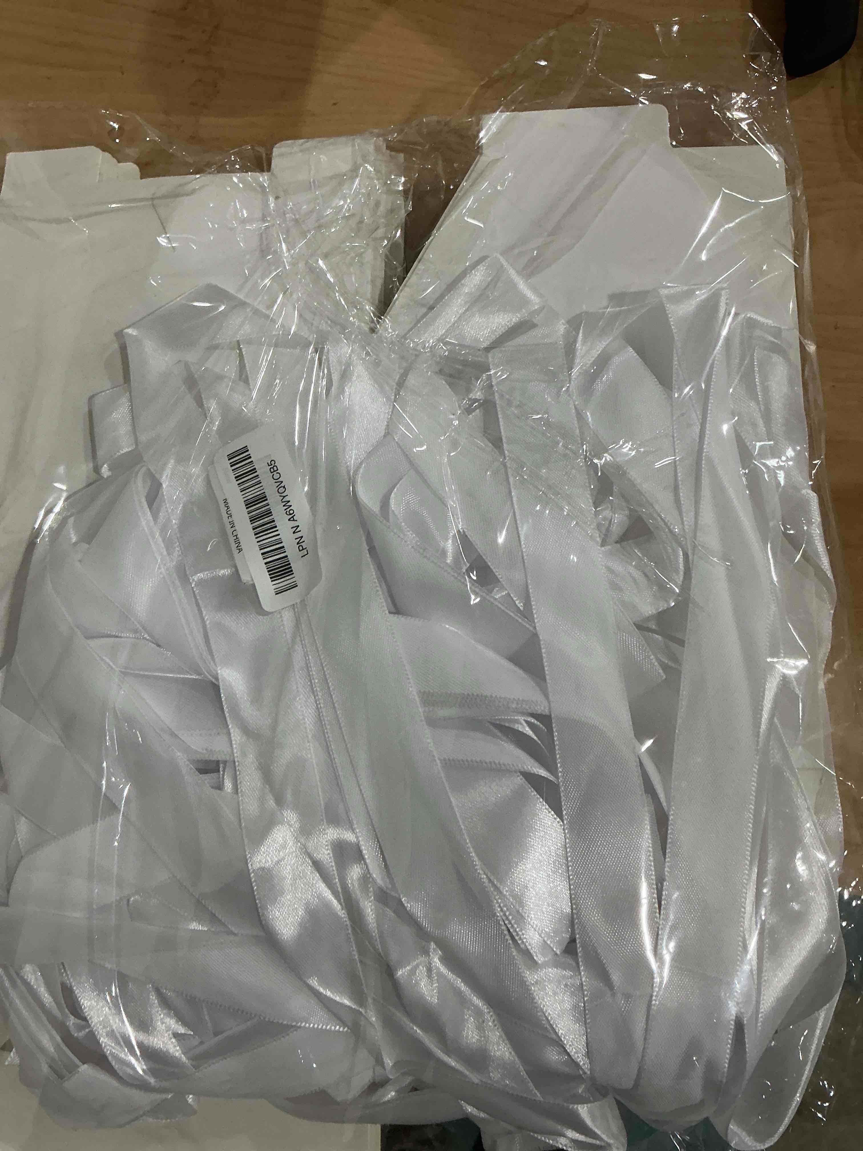 Condition photo showing Good Condition for COTOPHER Small Gift Boxes 25 Pack 6x6x6 inches White Gift Boxes with Lids for Gifts, Crafting, Wedding Party Favor, Cupcake Boxes, Candy, Bridesmaids Proposal Box with Ribbons and Stickers 6x6x6 inch(Pack of 25) White