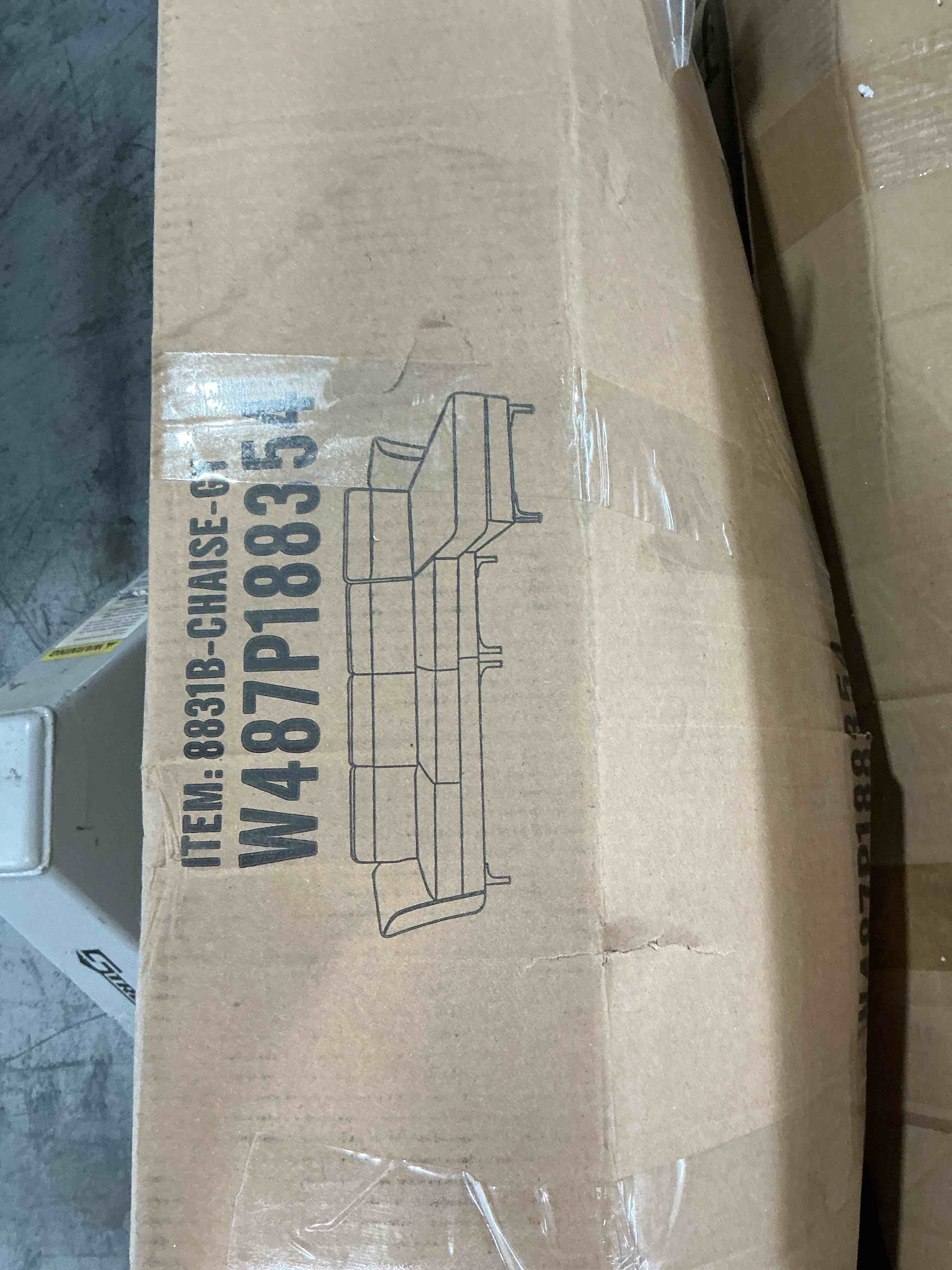 sofa chaise Box 1 of 2 (incomplete)