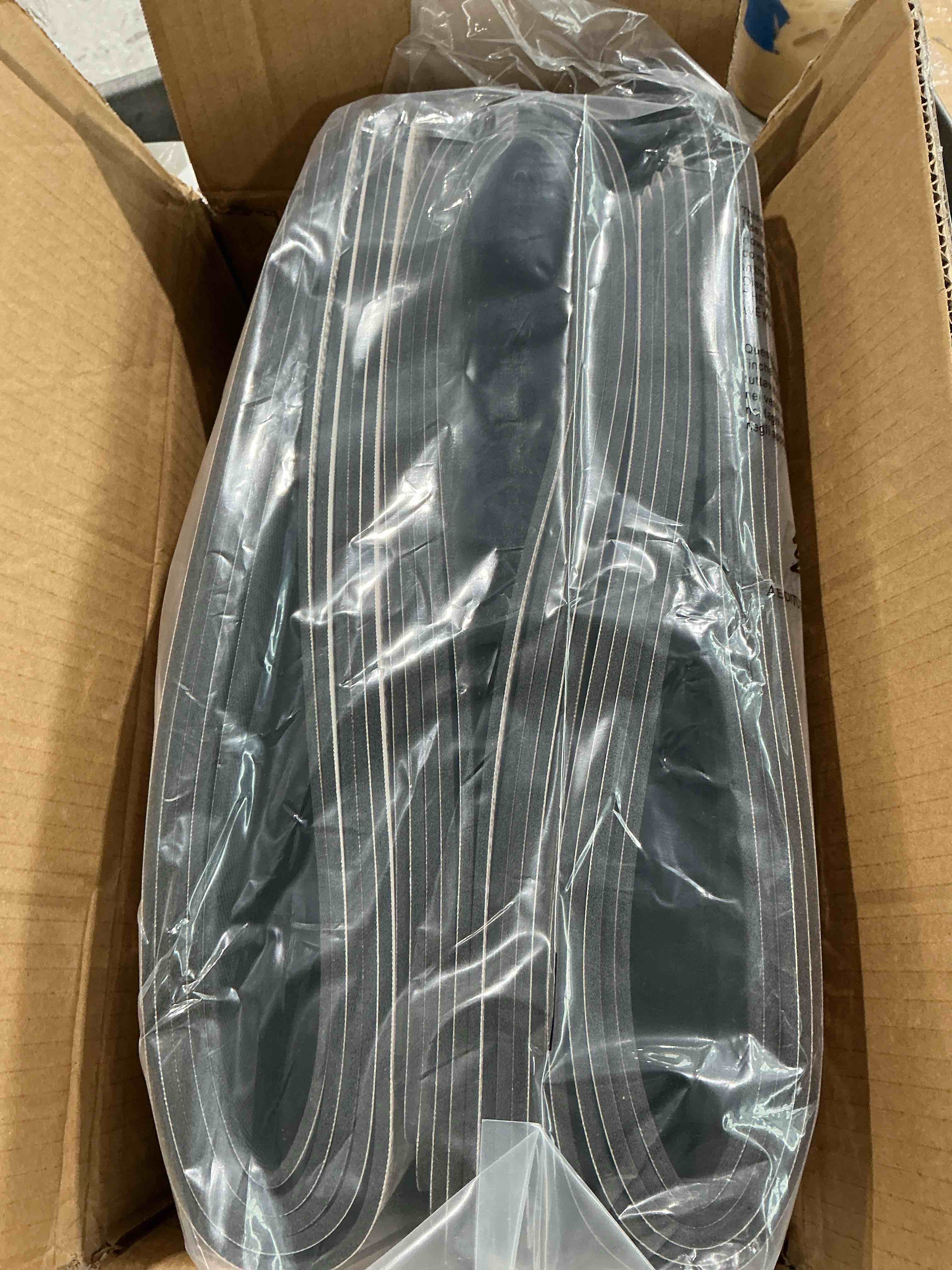 Condition photo showing New/Like New for ojia vintage stair treads non-slip stair runners for wooden steps indoor 15pcs 30"x8" carpet stair treads mats staircase step treads for kids, elders and dogs, stair covers, beige 30" x 8" beige 15