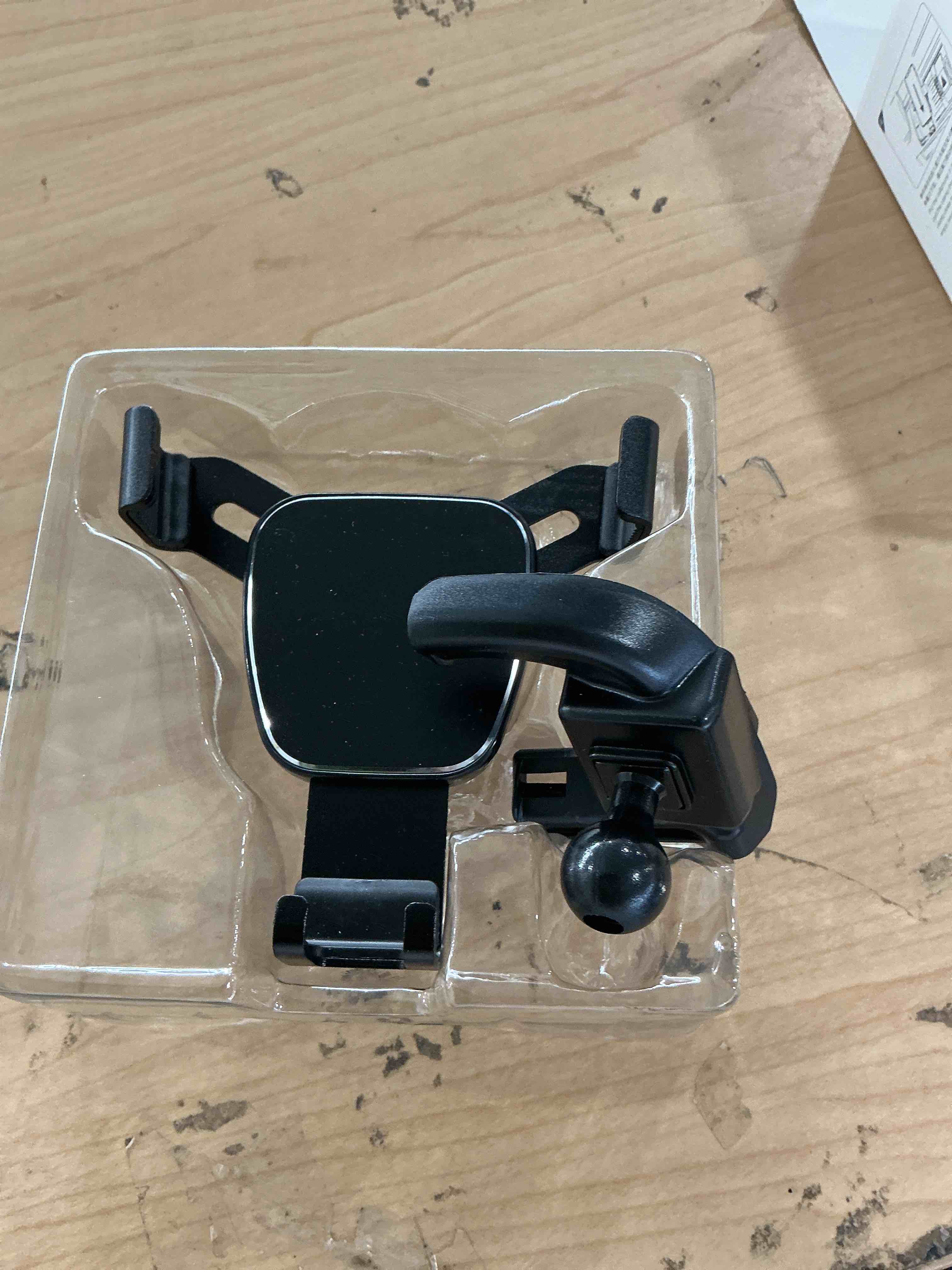 Condition photo showing Good Condition for car phone holder for volvo xc40 2019 2020 2021 2022 2023 2024 2025 suv auto accessories navigation bracket interior decoration mobile cell phone mount case