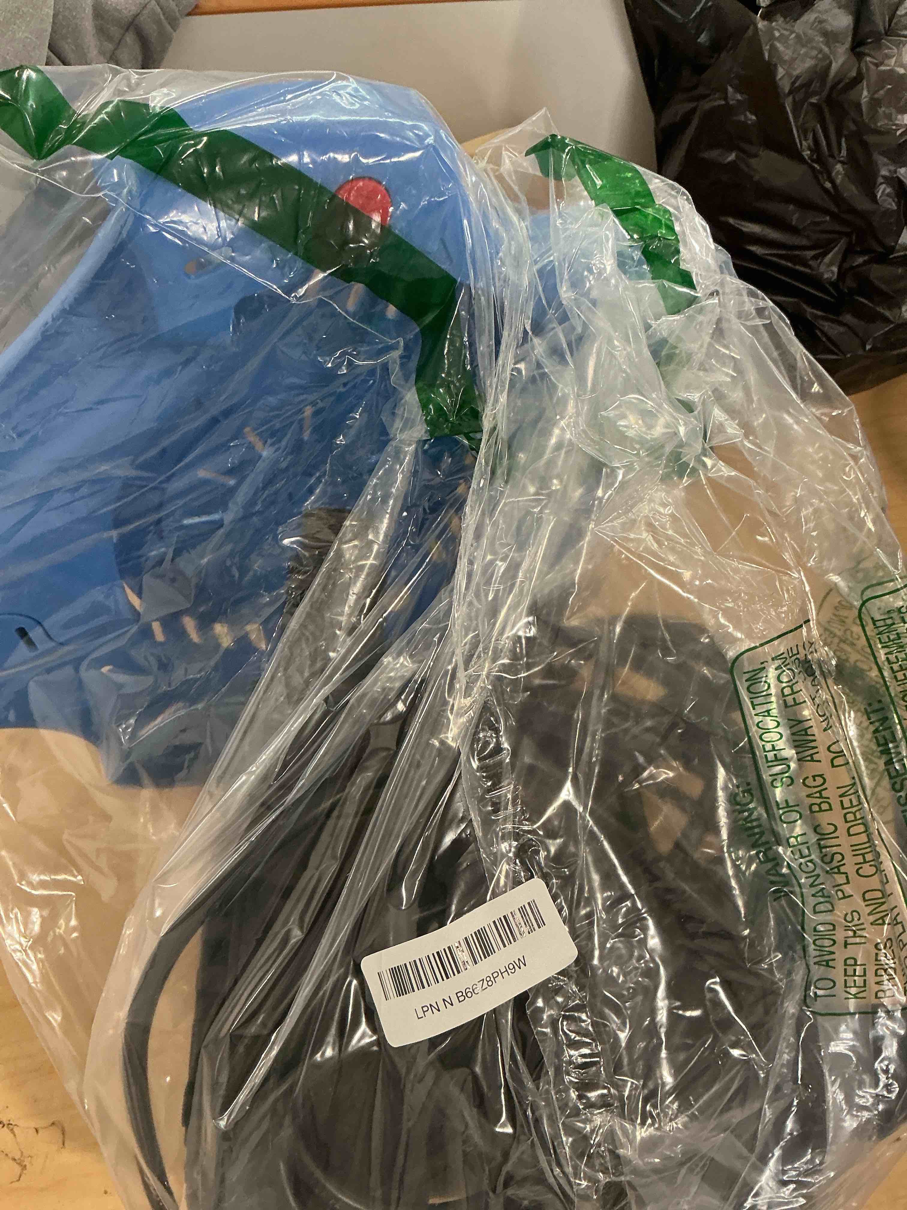 Condition photo showing Good Condition for seesii 1/3hp pool cover pump - automatic on/off, 3035gph submersible water pump with filter net, 25ft power cord, check valve, sump pump for swimming pool, hot tubs, pond, basement, rooftops