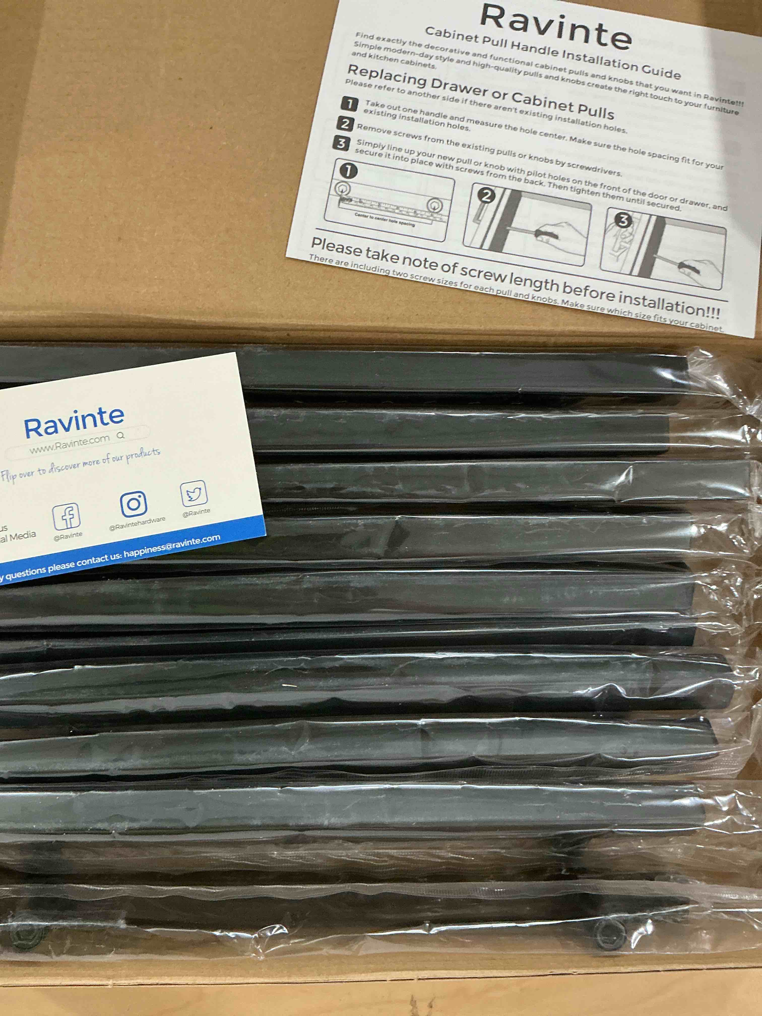 Condition photo showing New/Like New for ravinte 10 pack 8-13/16" square cabinet pulls matte black stainless steel kitchen cupboard dresser handles cabinet handles 8-13/16" length, 6-1/4" hole center 10 matte black