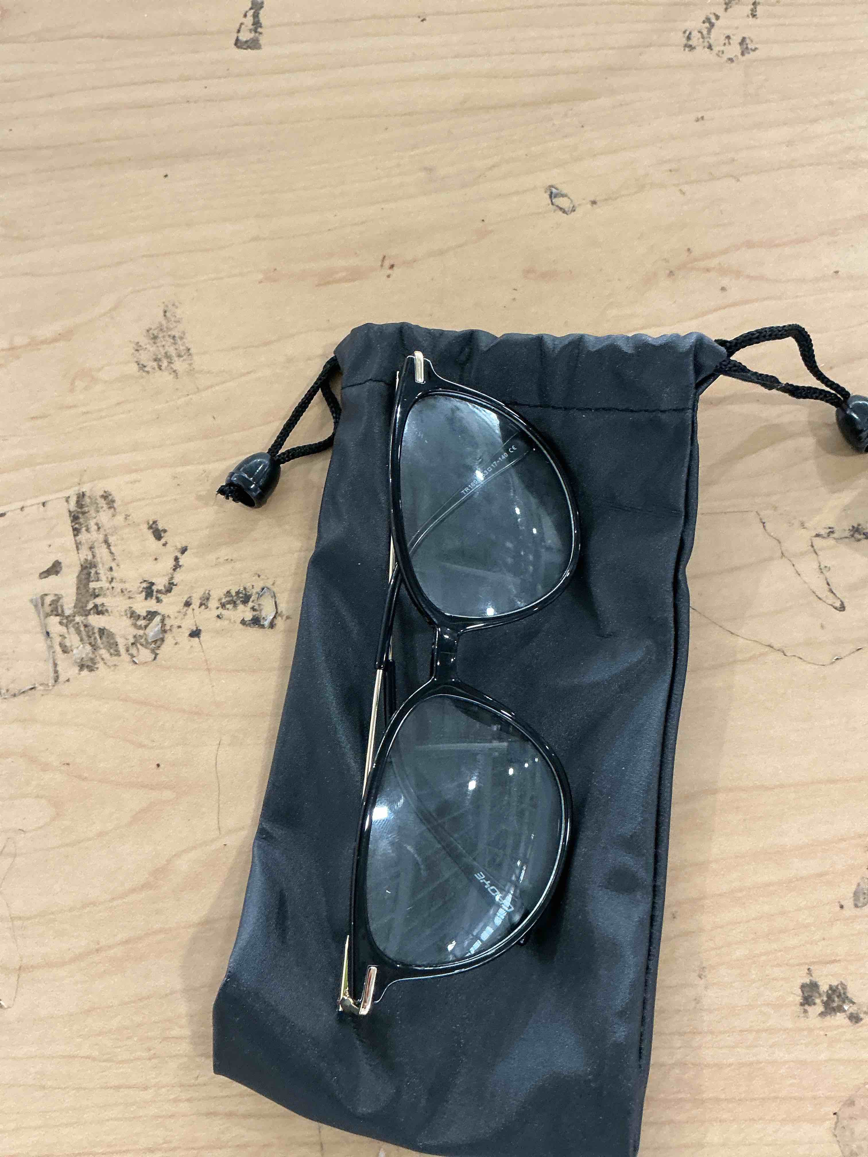 Condition photo showing Good Condition for gaoye blue light blocking glasses - trending round tr90 frames, metal arms, uv400 protection - matching soft case *1-light black frame/transparent lens clear