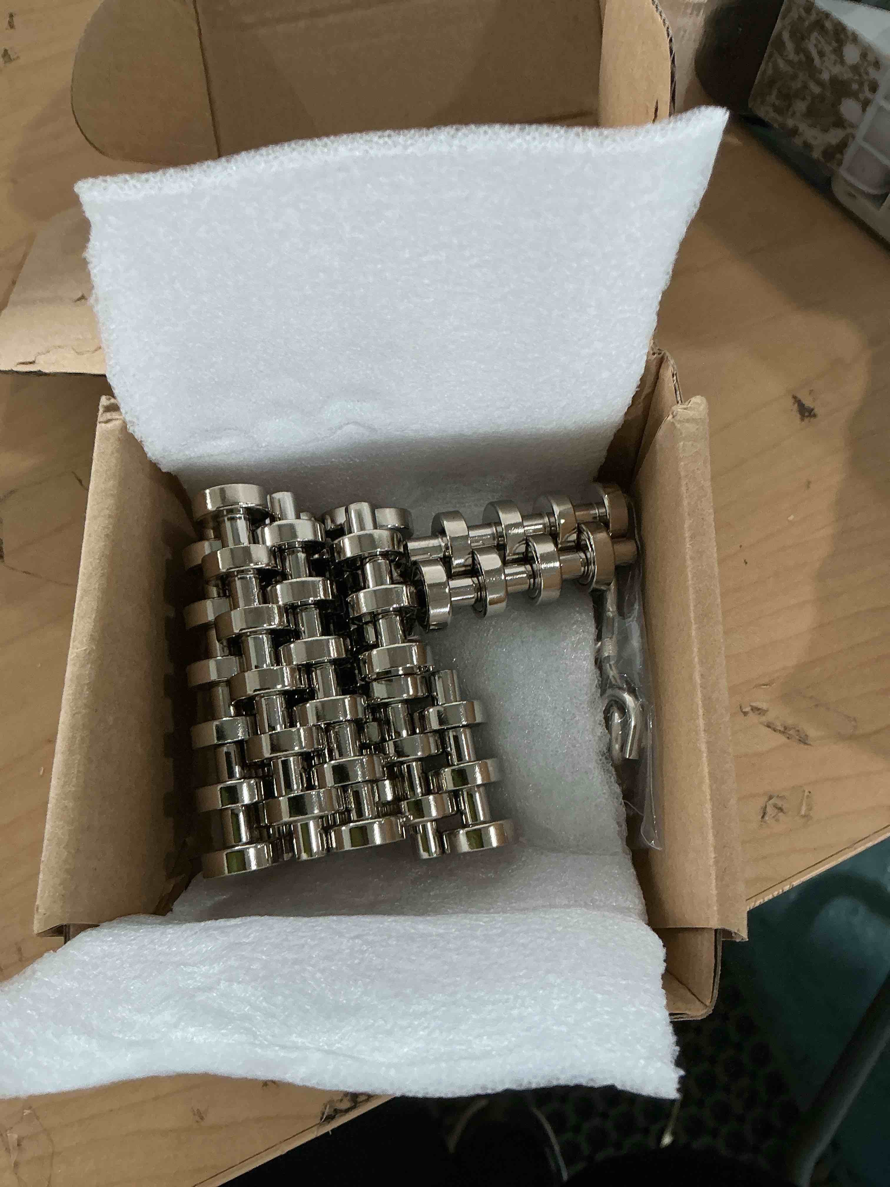 Condition photo showing Good Condition for min ci 68pack super strong magnetic hooks, 25lbs heavy duty magnetic hook for hanging, rare earth neodymium magnet hooks, for cruise ship camping grill kitchen fridge garage wall e16mm_68p
