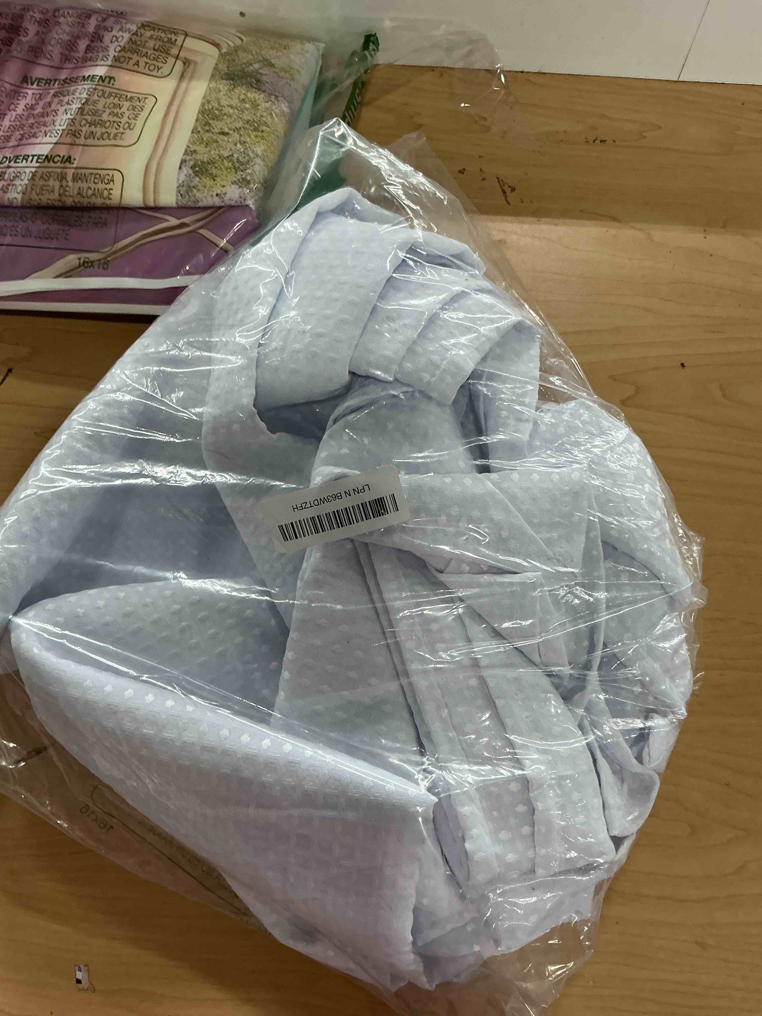 Condition photo showing New/Like New for ehousehome heavy duty waffle weave jacquard fabric tablecloth with white lace,waterproof and stain-resistant tablecloth for dinning,party,holiday,wedding,rectangle,60x120inch,white waffle/white 120" x 60" (rectangular)