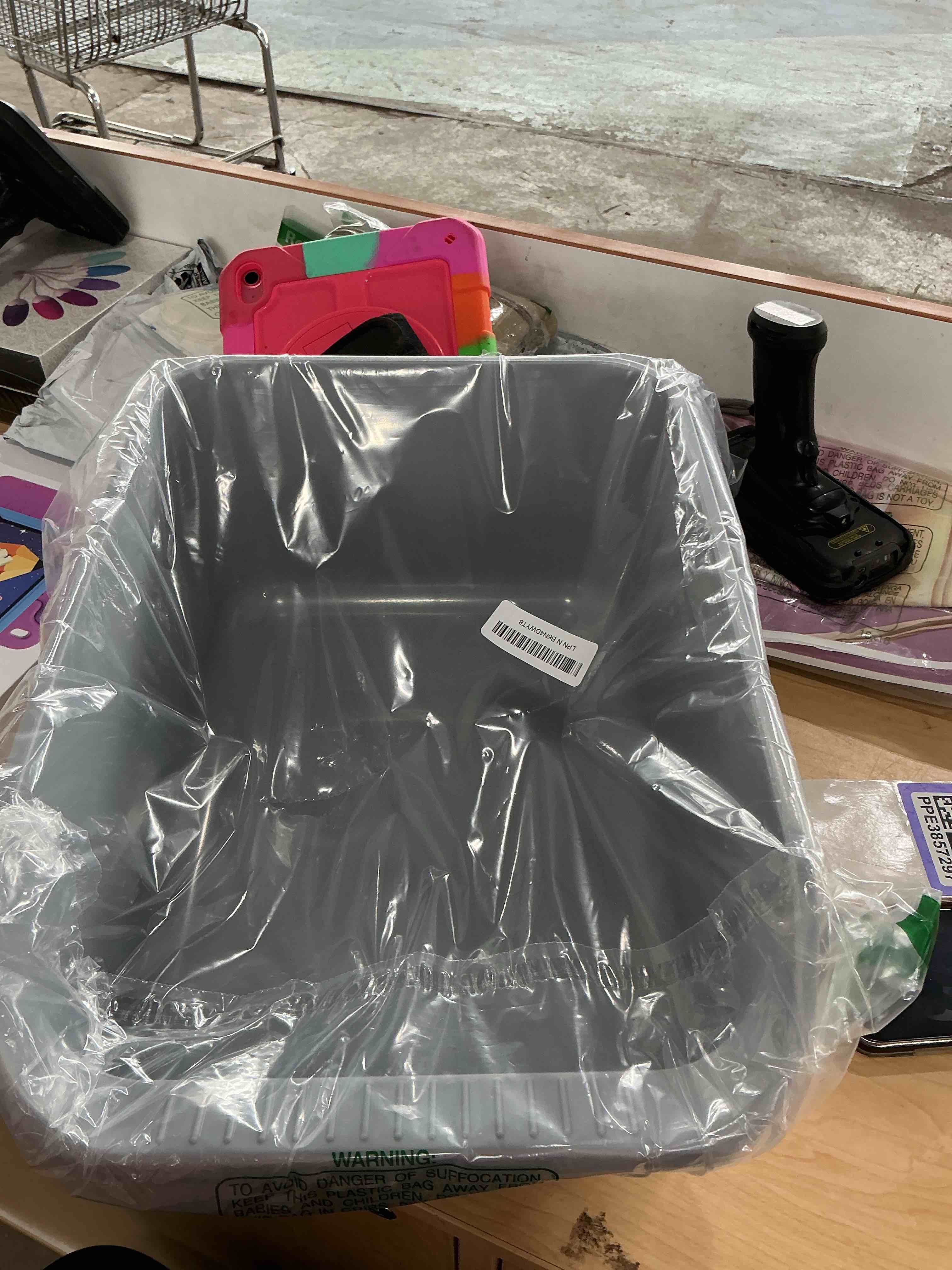 Condition photo showing New/Like New for cat litter box with high sides anti-splashing for indoor cats low entry kitty litter boxes (grey)