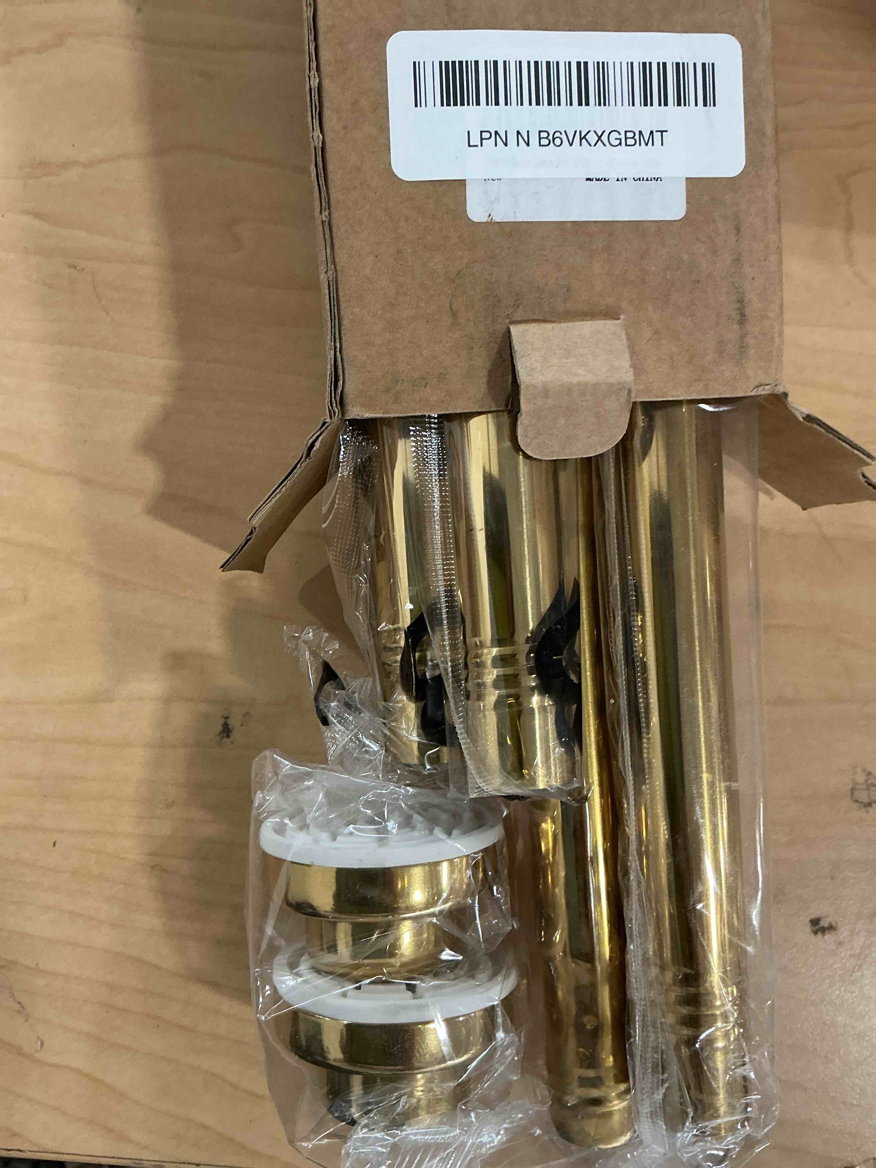 Condition photo showing New/Like New for teeck shower curtain rod, 32-68 inch adjustable spring tension curtain rod, never rust anti-slip shower curtain rod for bathroom, no drilling, never collapse, easy to use, gold gold 32-68 inches