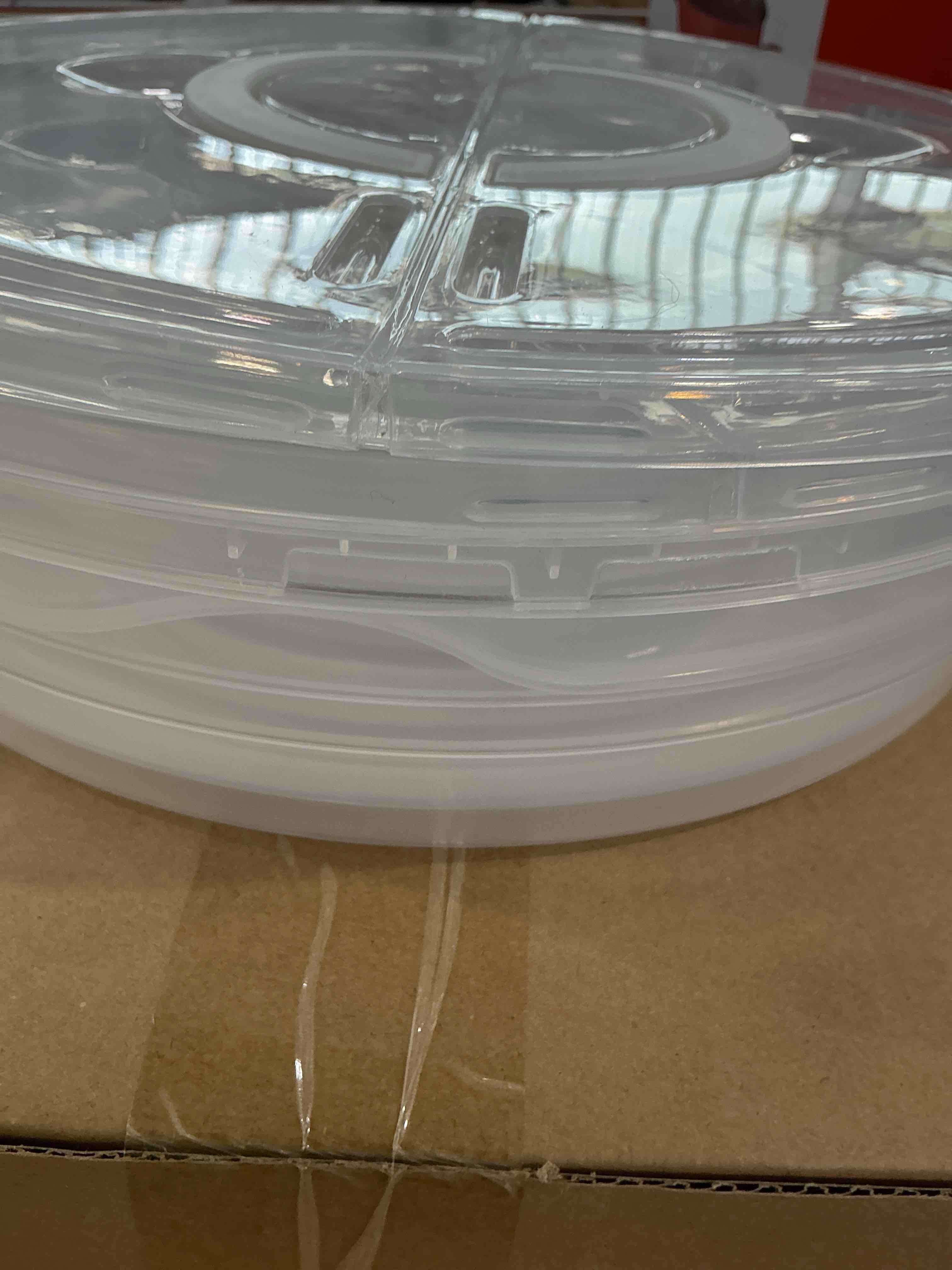 Condition photo showing New/Like New for 12inch 2 pack food storage container with lid and handle, reusable 2 compartments pizza slice storage container, round pie carrier leftover pizza keeper for food cake cheesecake tortilla pastry