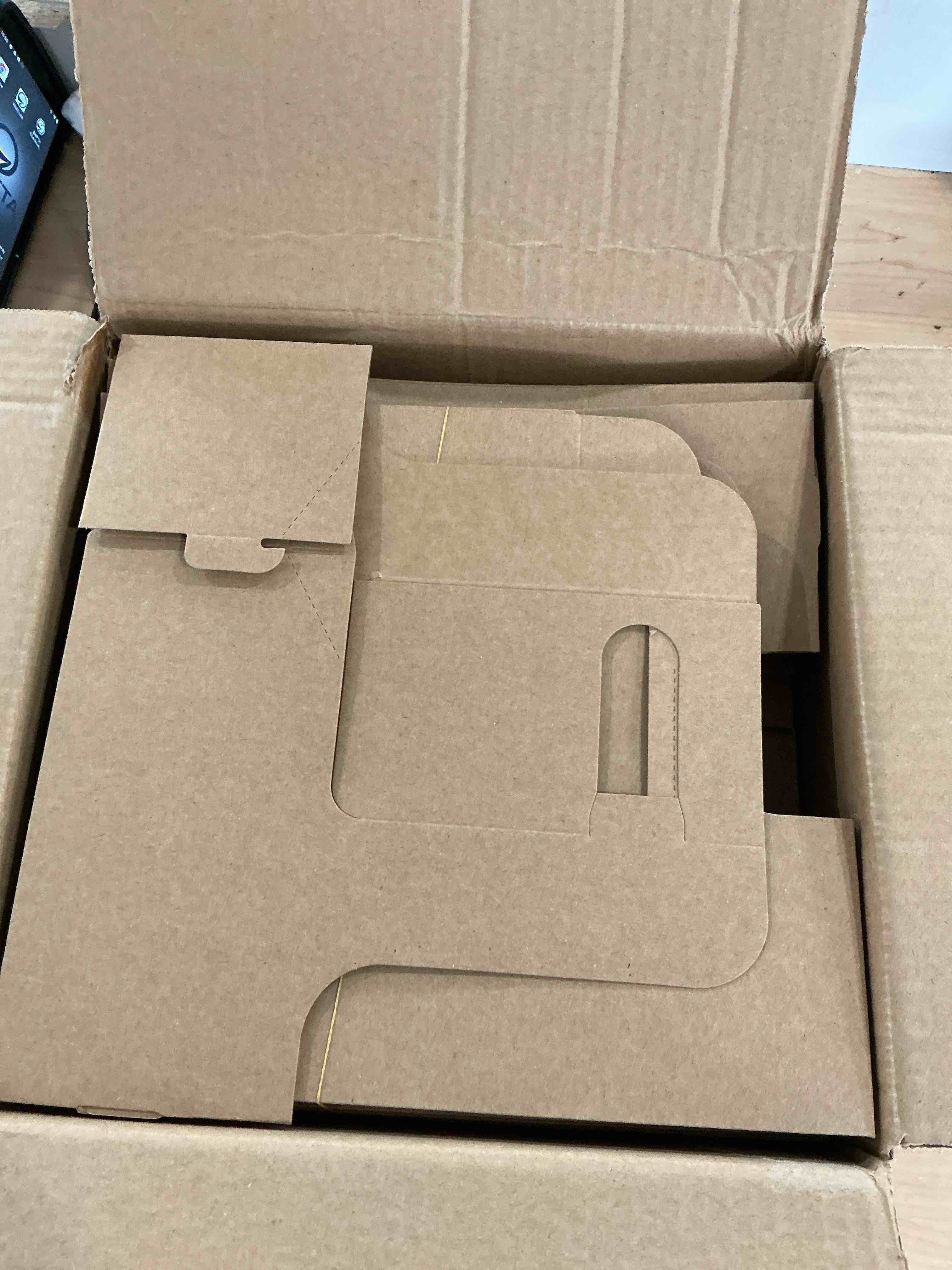 Condition photo showing New/Like New for 100 pack 2-cup/4-cup drink carrier with handle (12-30oz) | disposable paperboard cup holder | foldable beverage tray for hot/cold drinks, coffee to go, delivery & takeout