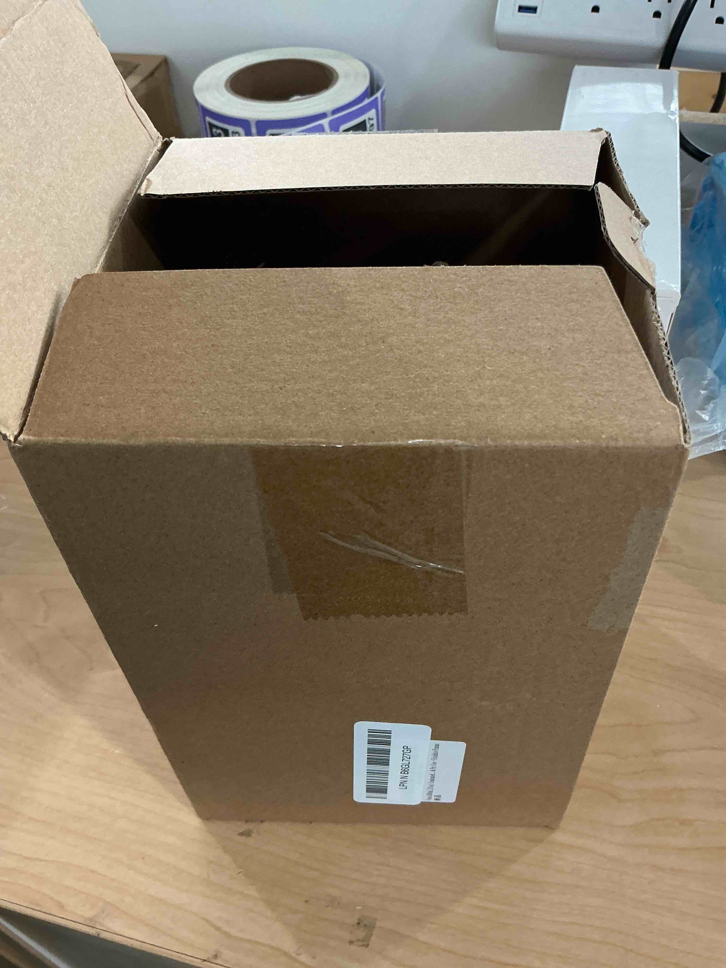 Condition photo showing Good Condition for veco 500ml (17oz) graduated spray bottles, 4-pack — 360° any-angle spraying for easy dilution, leak-resistant spray bottles for cleaning, plants, hair & pet use + foldable funnel 17 oz 4pack
