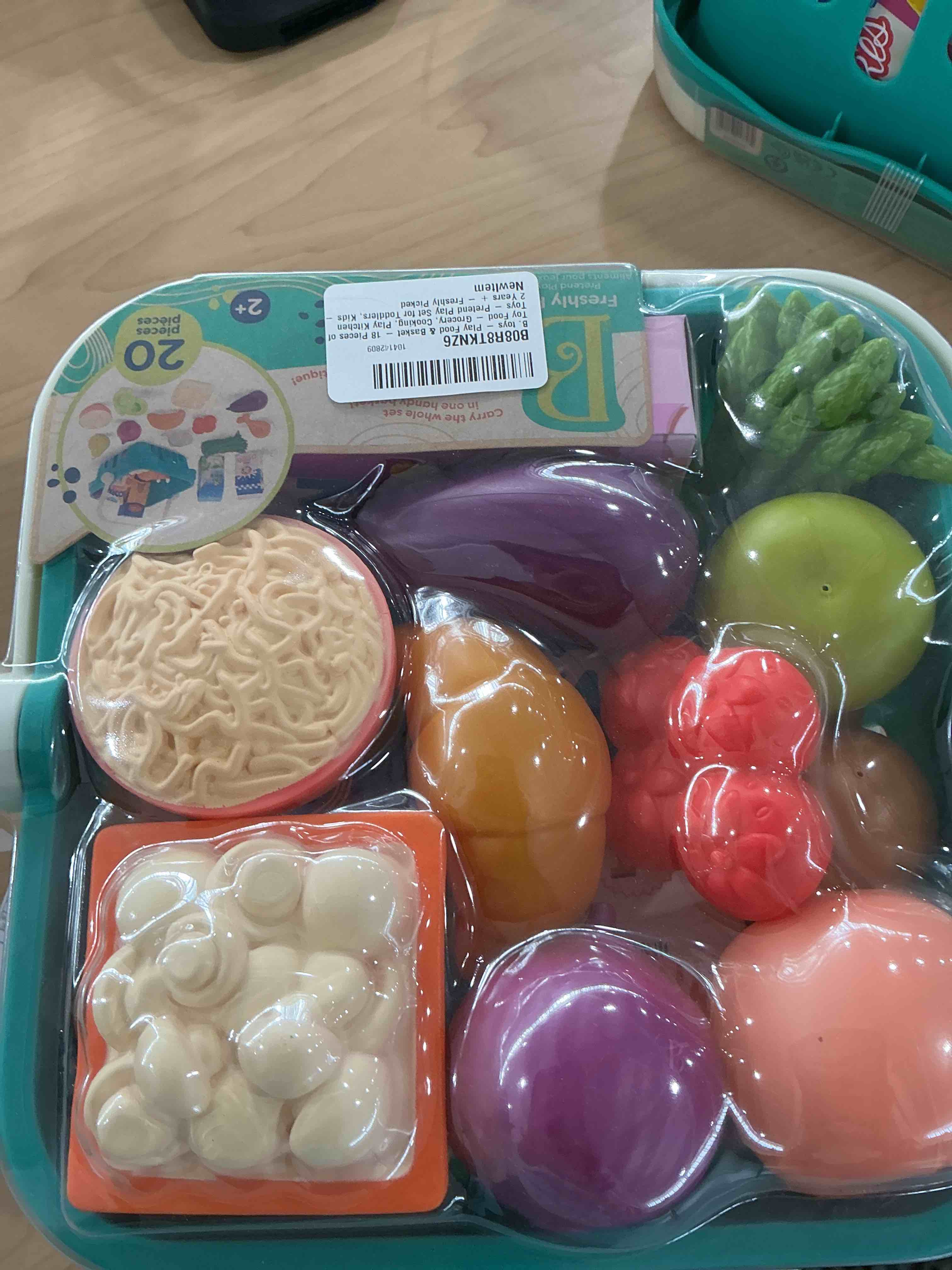 Condition photo showing New/Like New for b. toys – play food & basket – 18 pieces of toy food – grocery, cooking, play kitchen toys – pretend play set for toddlers, kids – 2+ years – freshly picked