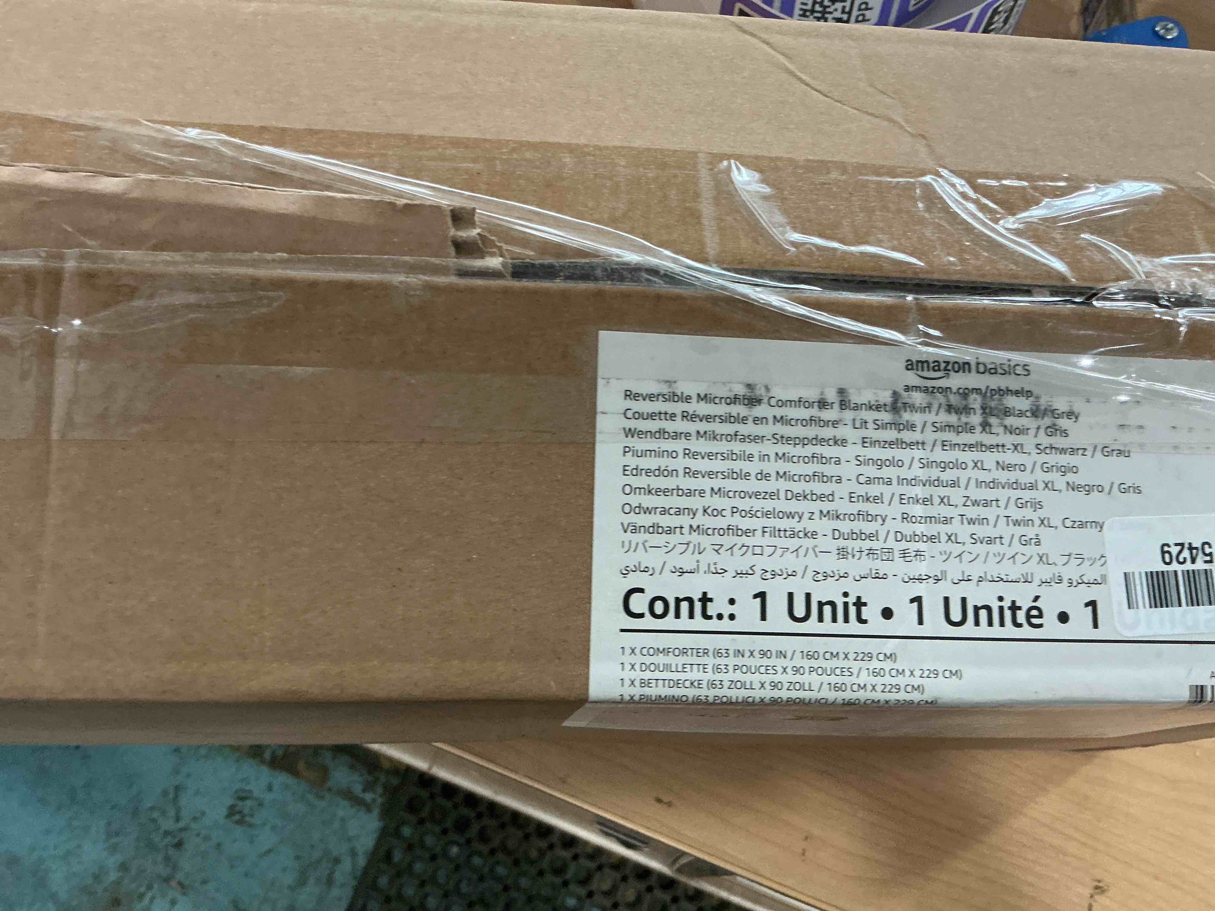 Condition photo showing New/Like New for amazon basics comforter blanket, reversible, lightweight microfiber, all season, soft plush, machine washable, twin/twin xl, black/grey twin/twin xl black / grey