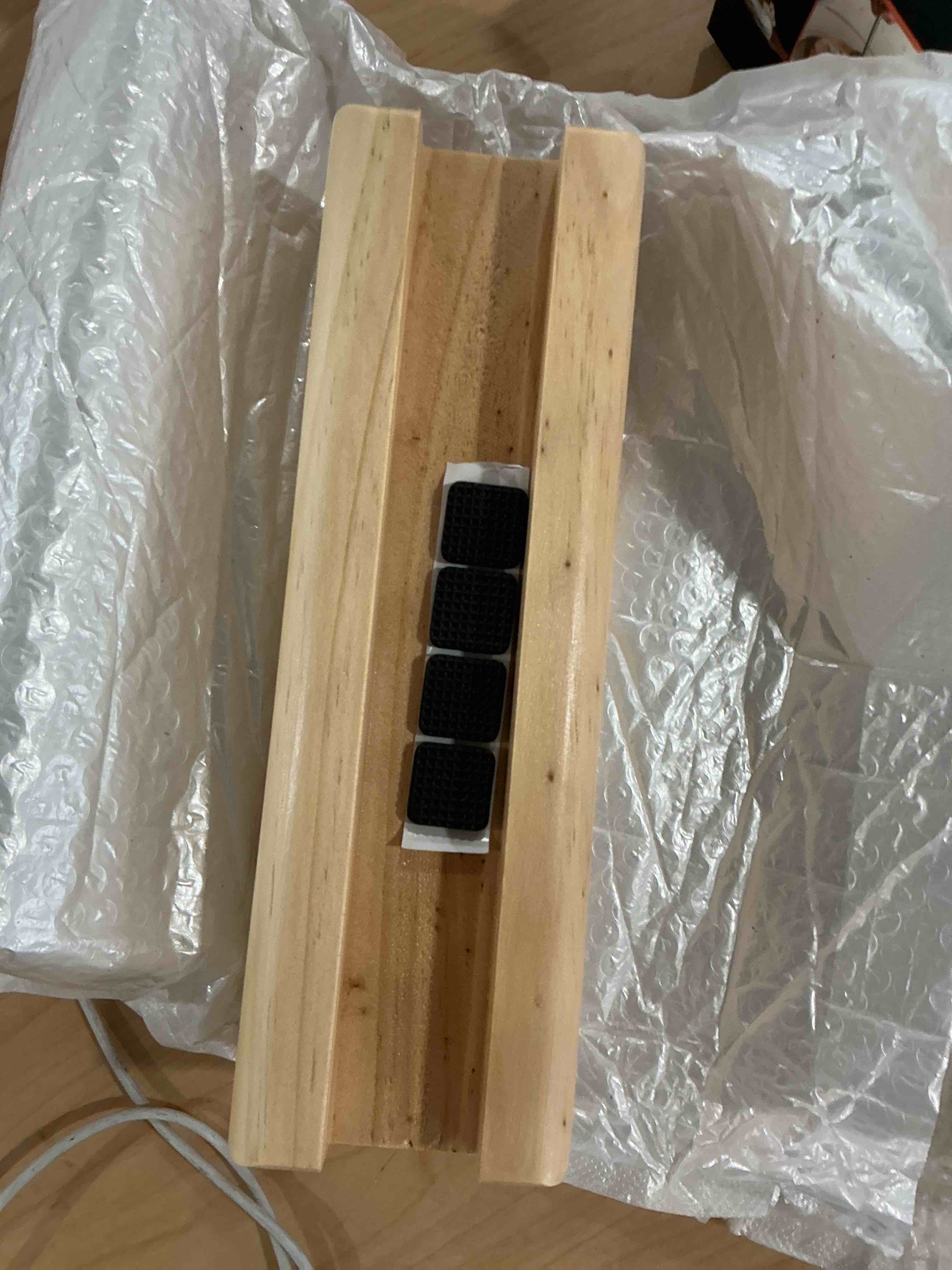 https://s3.amazonaws.com/lotting-images-prod/NonstopDeals/PPE3858660_1777060638347.jpeg