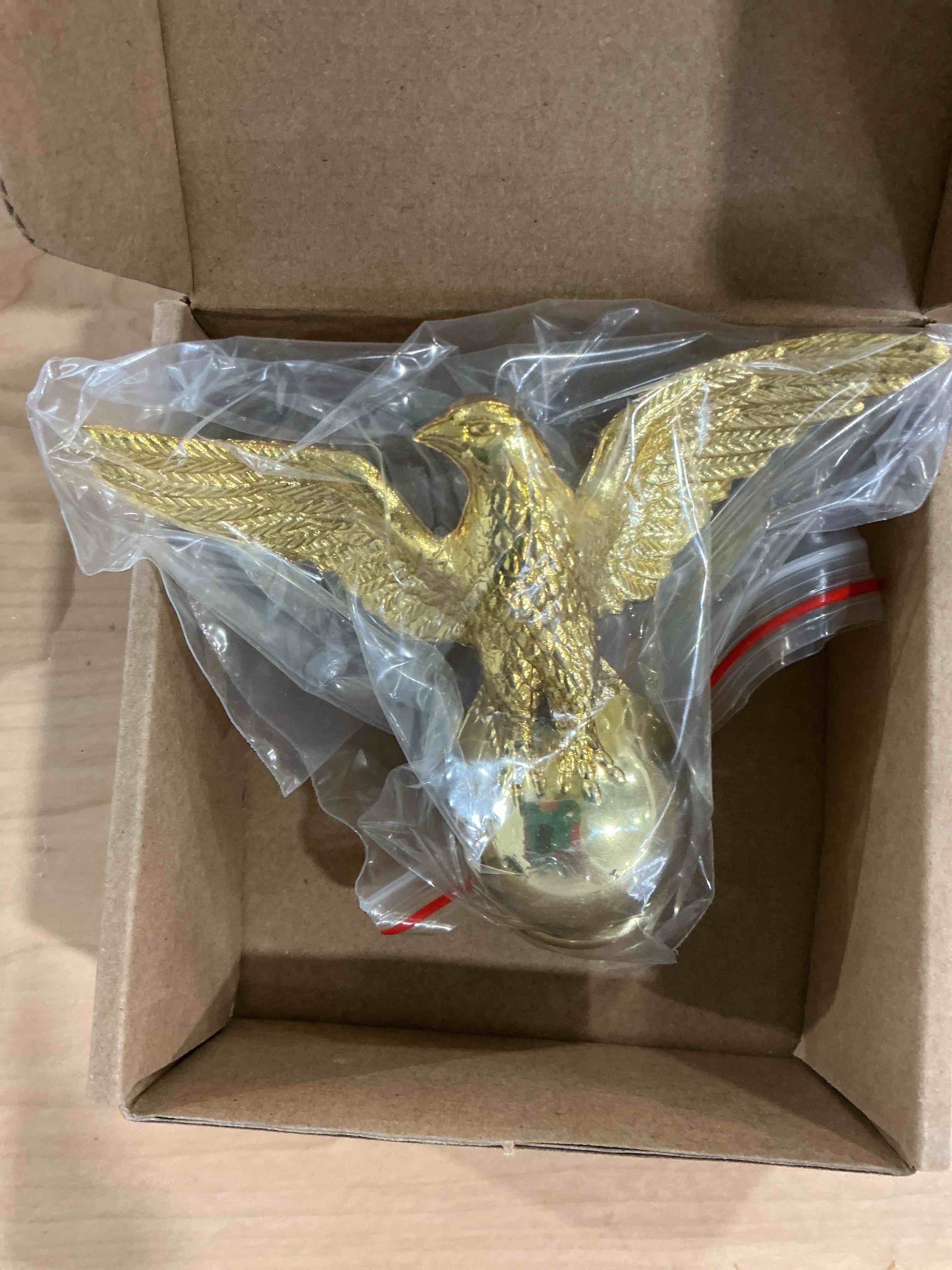 Condition photo showing New/Like New for eagle flag pole topper – golden abs plastic ball top for 1-inch flagpole, decorative flagpole hardware parts & accessories, outdoor patriotic replacement ornament