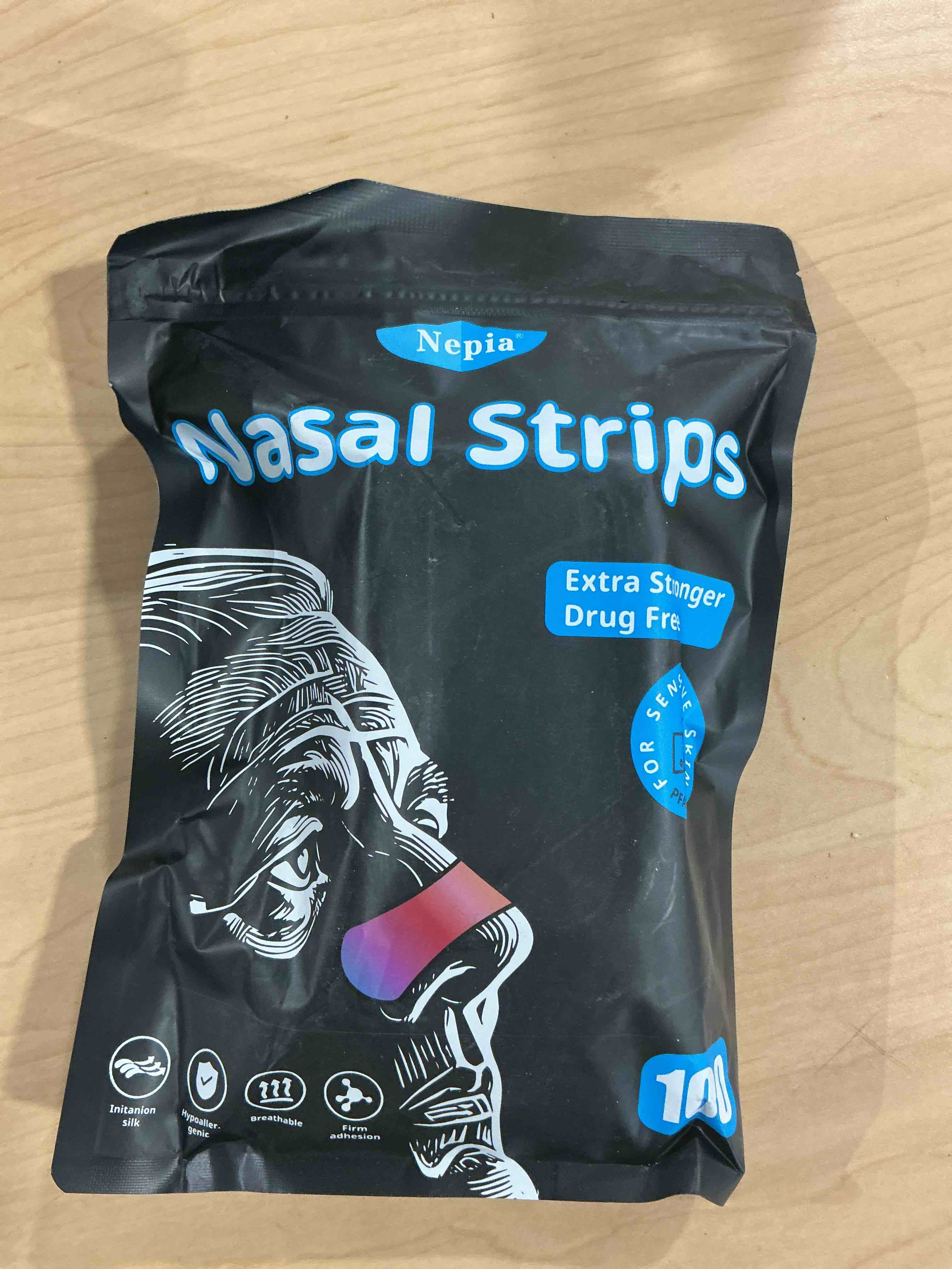 Condition photo showing New/Like New for nasal strips extra strength, 100 count works instantly to improve sleep, reduce snoring, & relieve nasal congestion due to colds & allergies