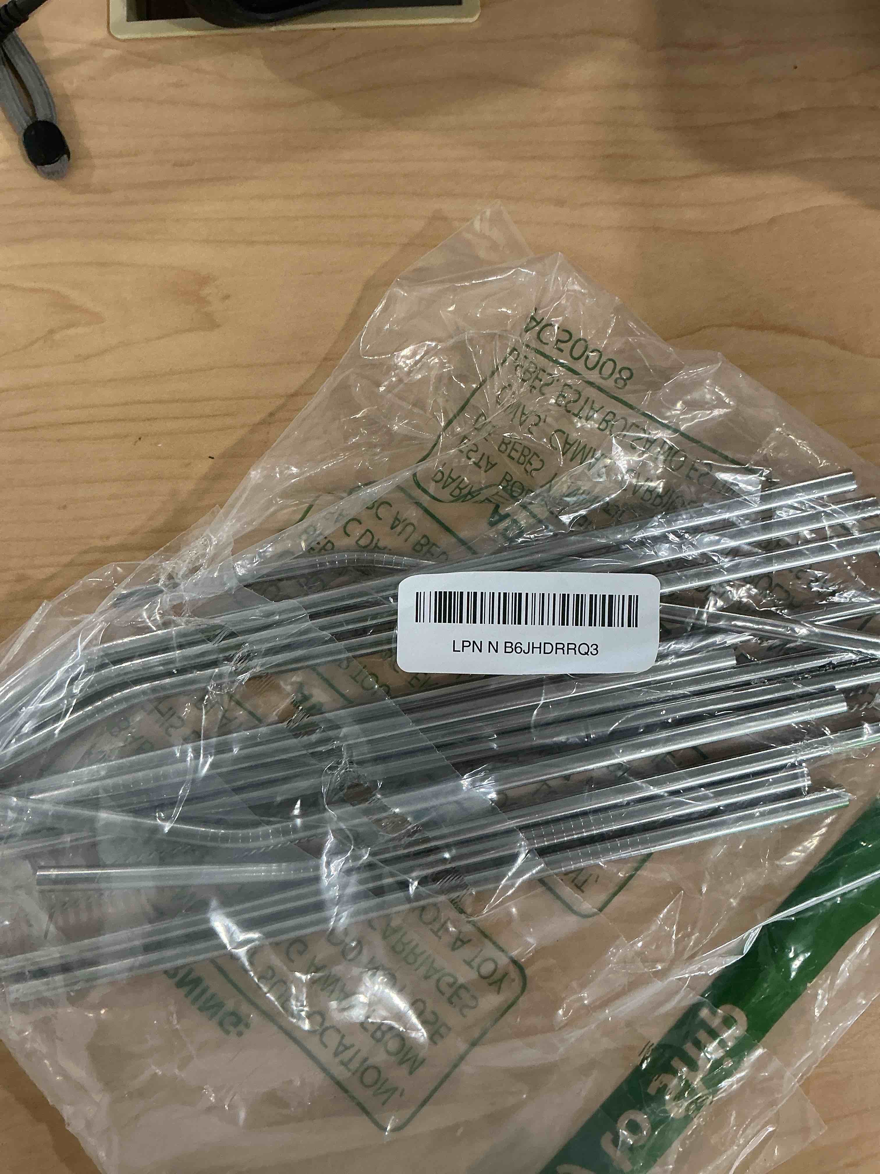 Condition photo showing Good Condition for hiware 12-pack reusable stainless steel metal straws with case - long drinking straws for 30 oz and 20 oz tumblers dishwasher safe - 2 cleaning brushes included silver