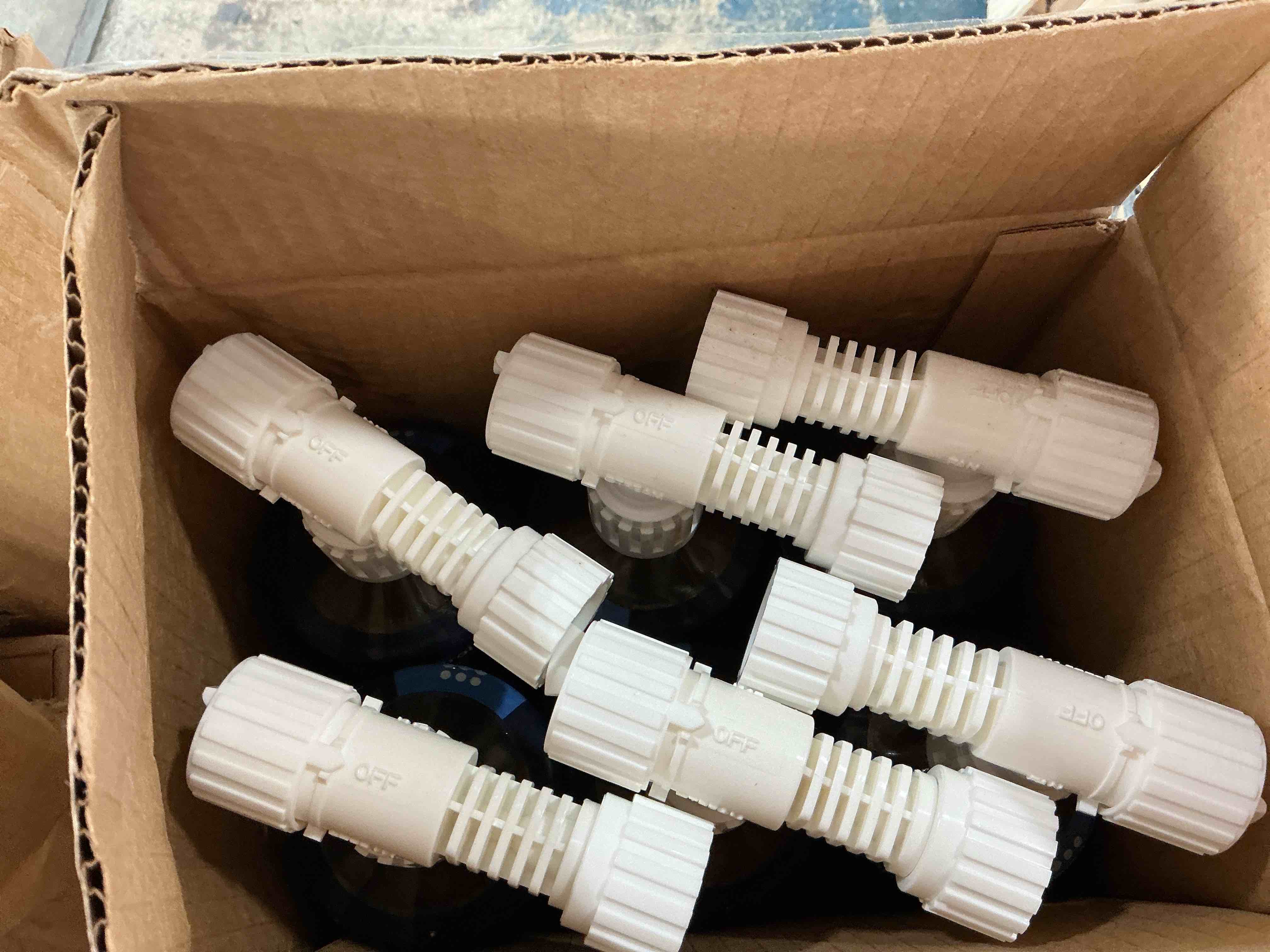 Condition photo showing New/Like New for ecoscraps sustainable water control cuts water use by 25% covers 2,500 sq ft, 32 ounce bottles (6 count)