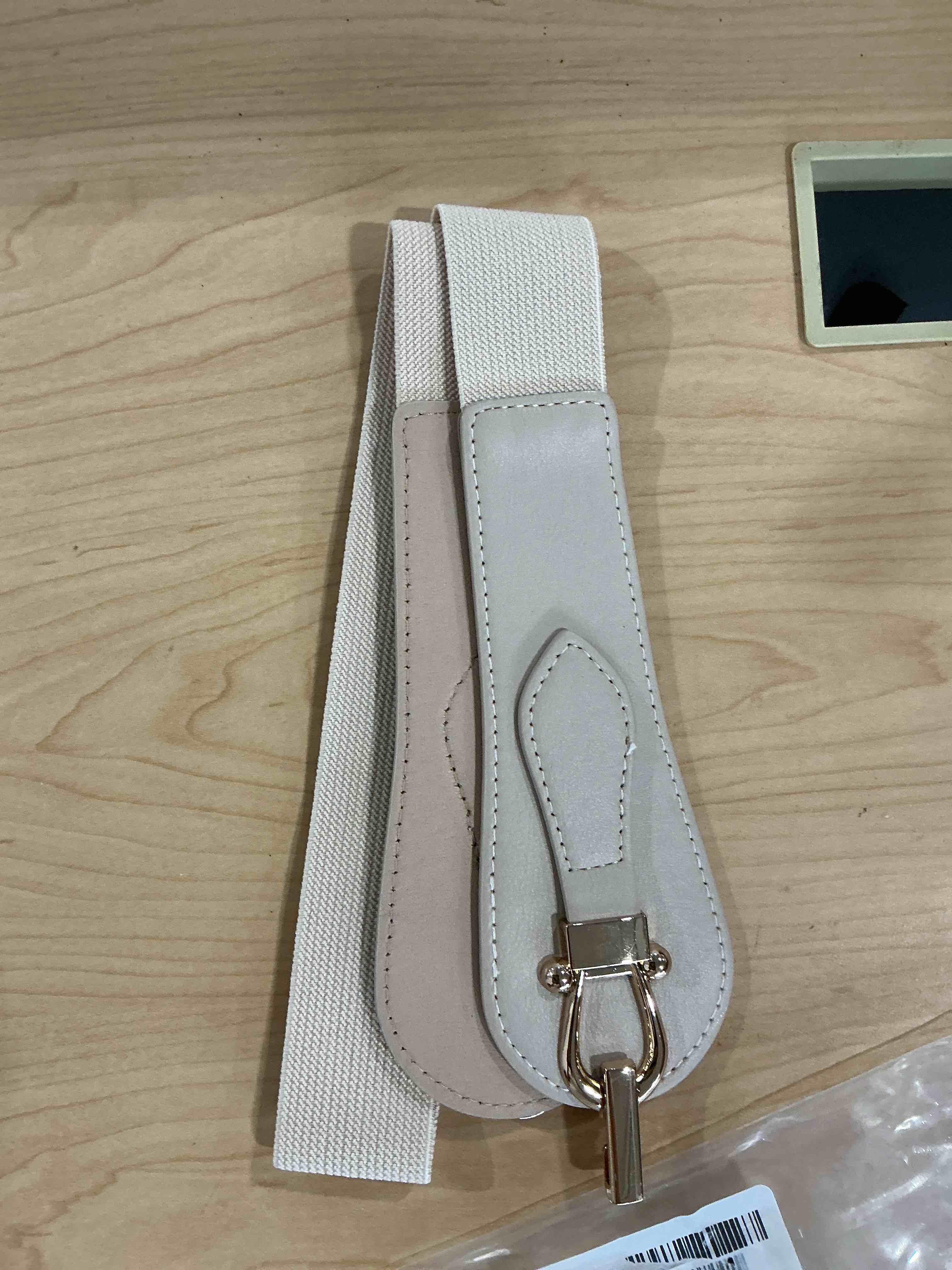 Condition photo showing New/Like New for vonmelli wide elastic belts for women stretch ladies waist belt fashion gold buckle, vintage thick womens belts for dress