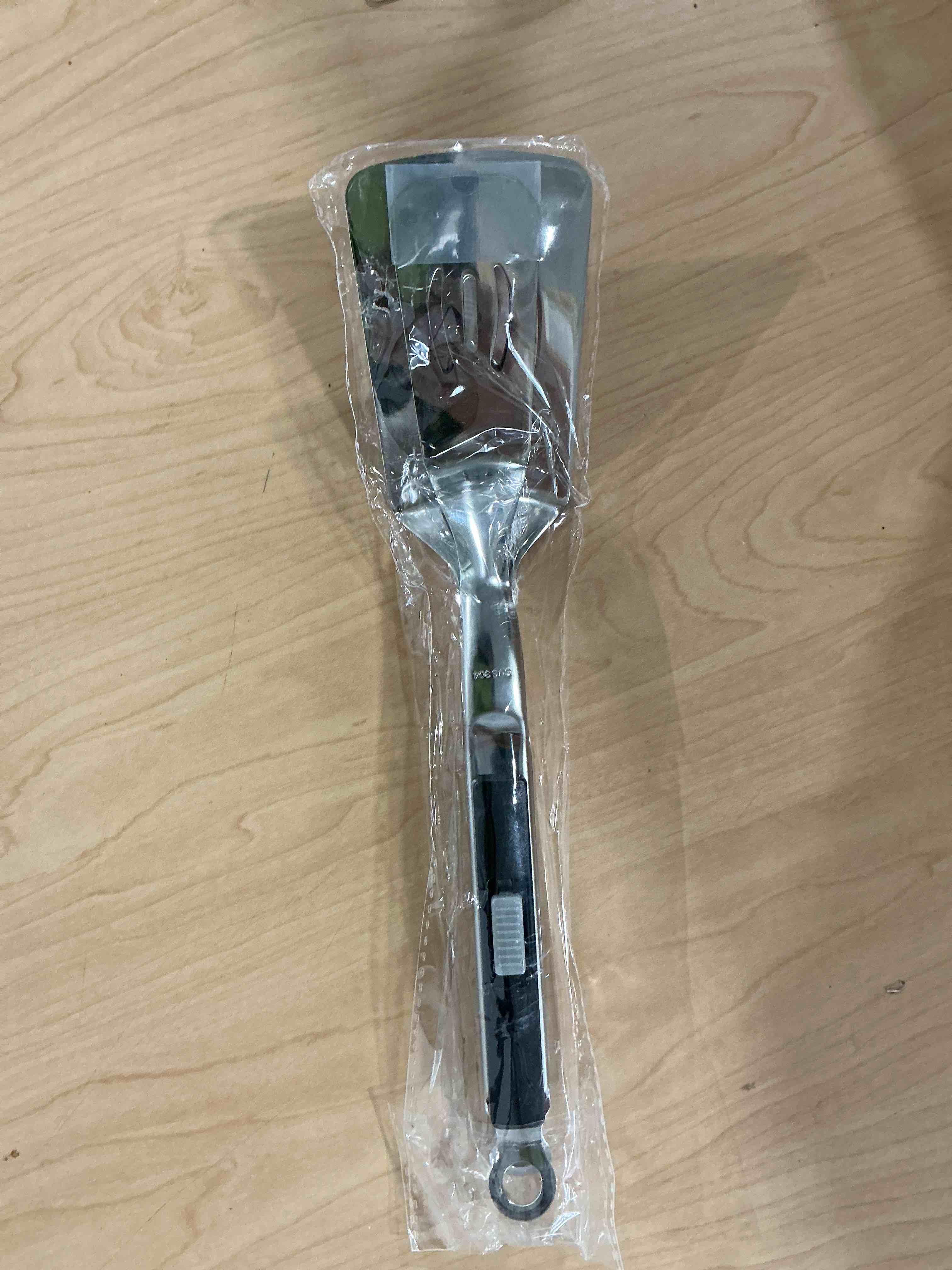 Condition photo showing New/Like New for 2026 new stainless steel tongs for cooking, anti-scald extended handle spatula tongs, versatile metal spatula tongs for flipping, picking up steak fish bread hamburger bbq frying pancake pies pizza