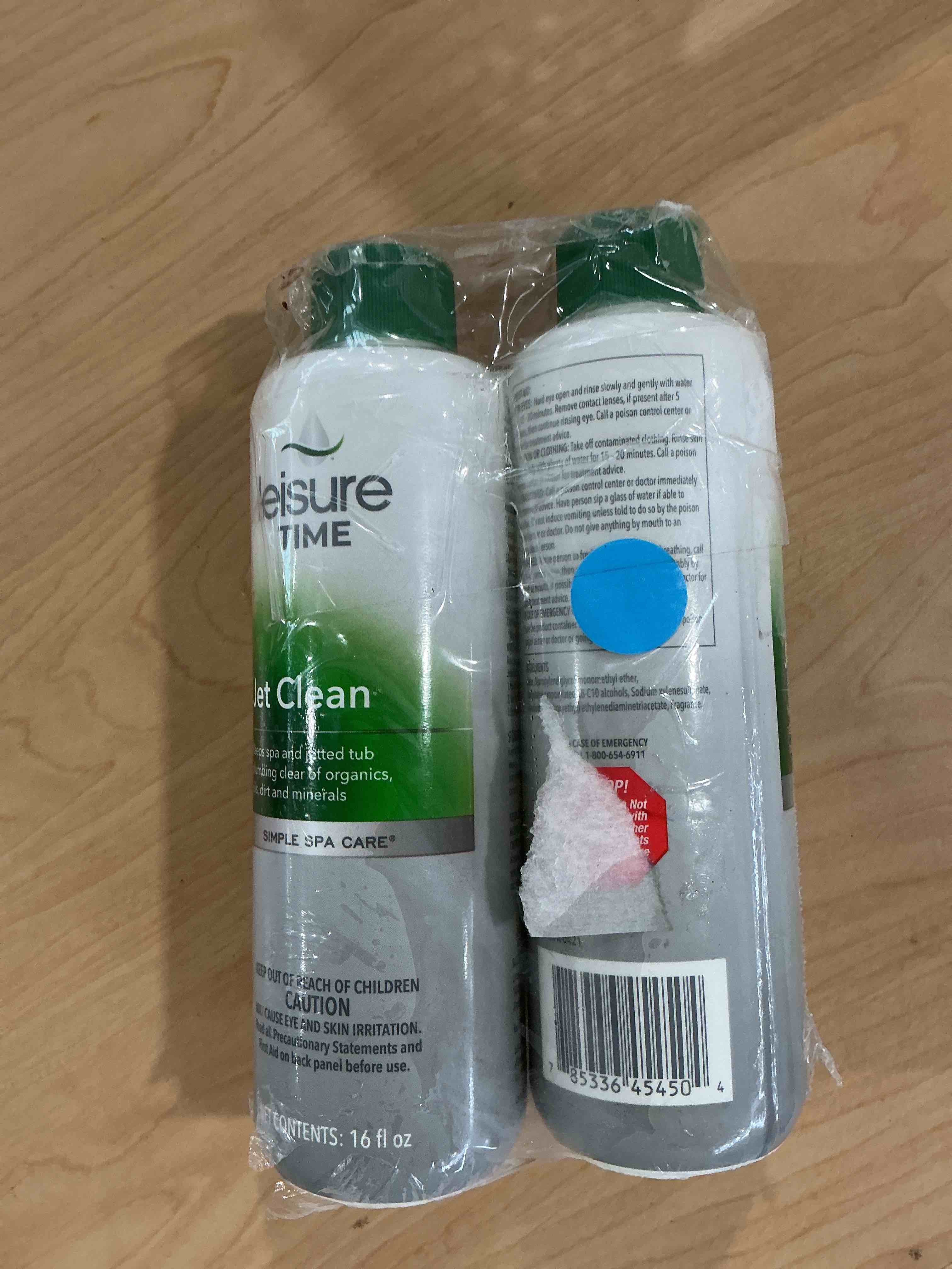 Condition photo showing New/Like New for leisure time 45450-02-a jet clean, 1-pint, 2-pack