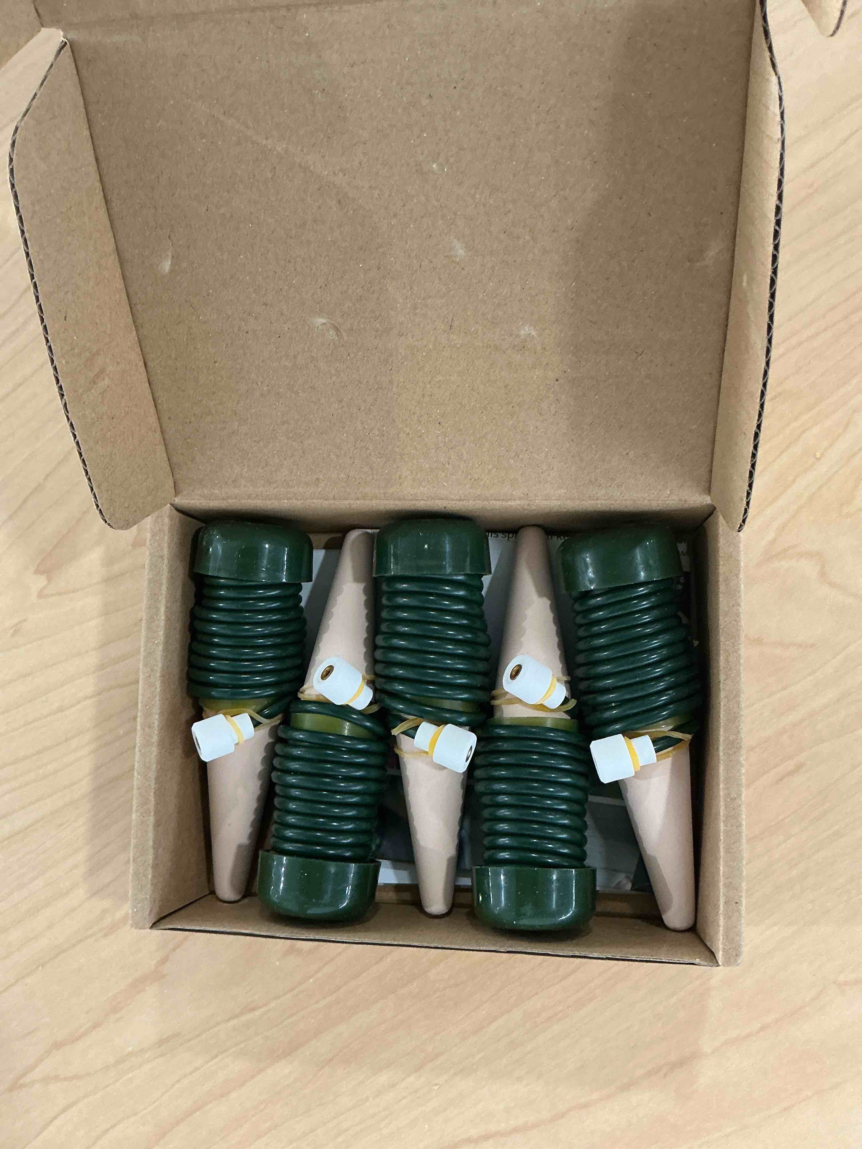 Condition photo showing New/Like New for bydoll plant self-watering stakes automatic watering terracotta spikes for indoor outdoor plants,houseplant insert devices for vacation use,bonsai drip irrigation system (5 pack) 4.3''x1.3'' 5 pack green