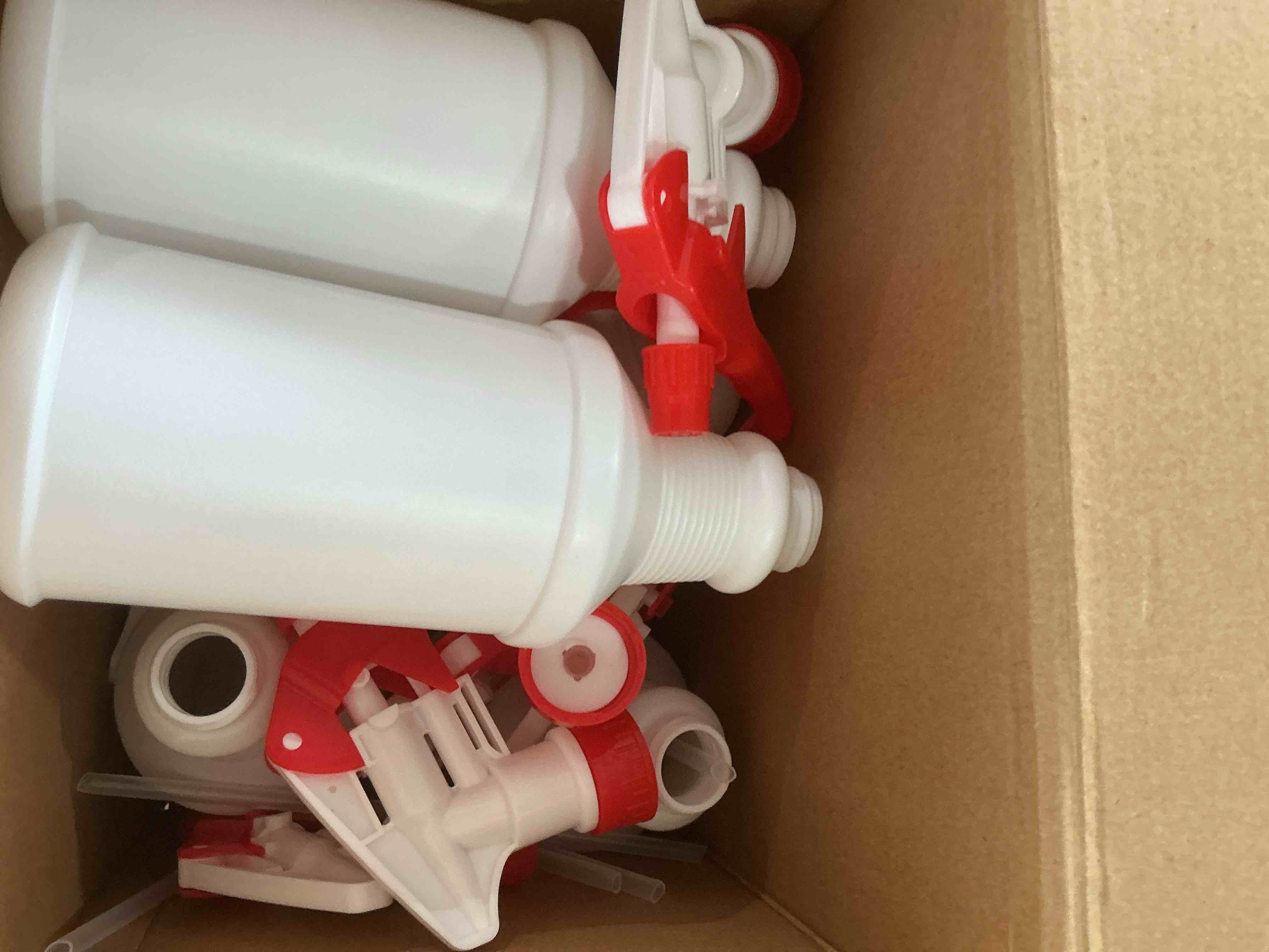 Condition photo showing Good Condition for Eccliy 12 Pcs 16 Oz Plastic Spray Bottle, Adjustable Empty Reusable Sprayer for Cleaning, Planting, Water, Bathroom and Kitchen, BBQ, Commercial and Residential(Red,Original) Original Red