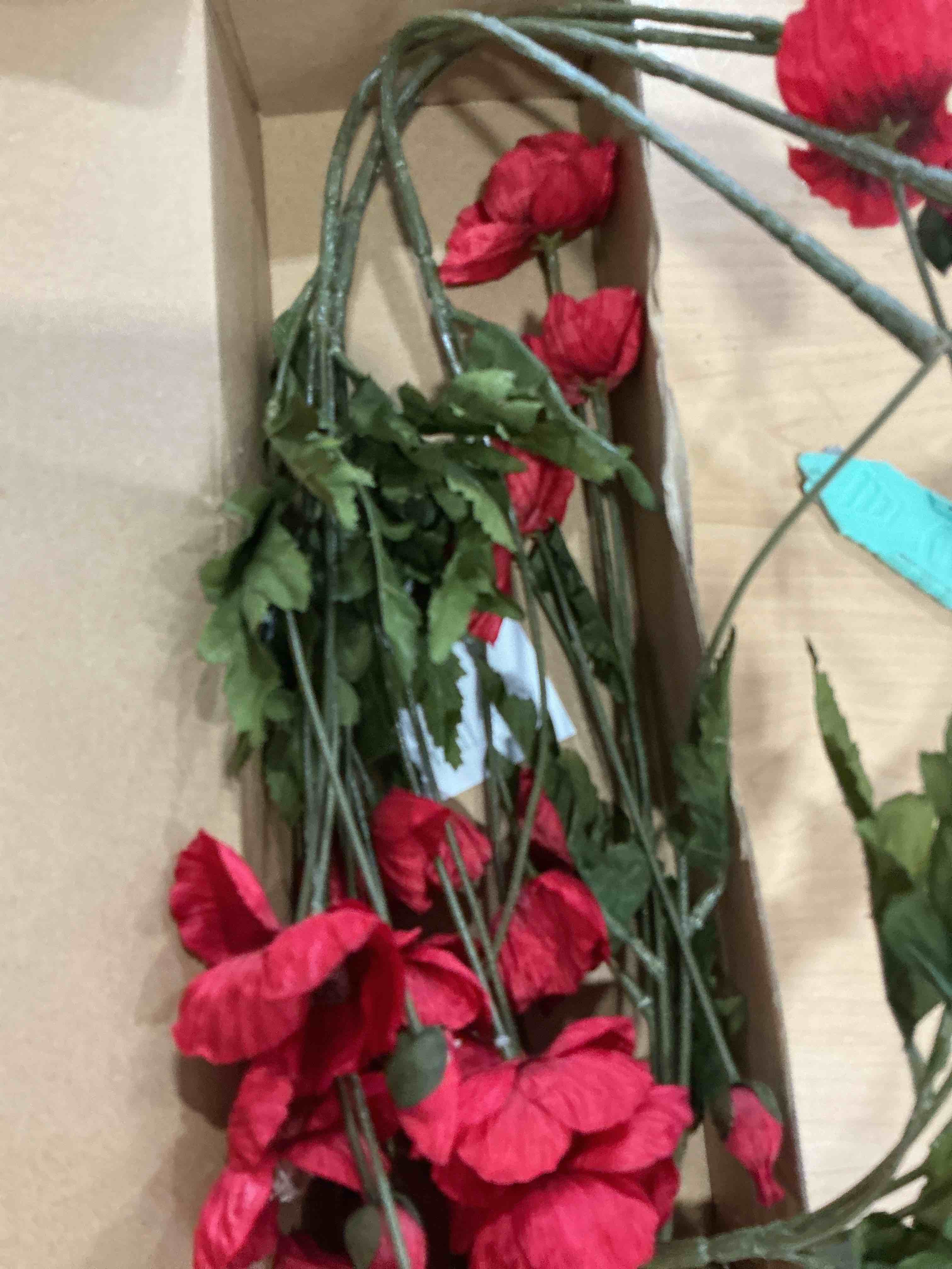 Condition photo showing Good Condition for Artificial Geraniums Silk Flowers Plants Home Outdoor Decor Garden Ruby Red