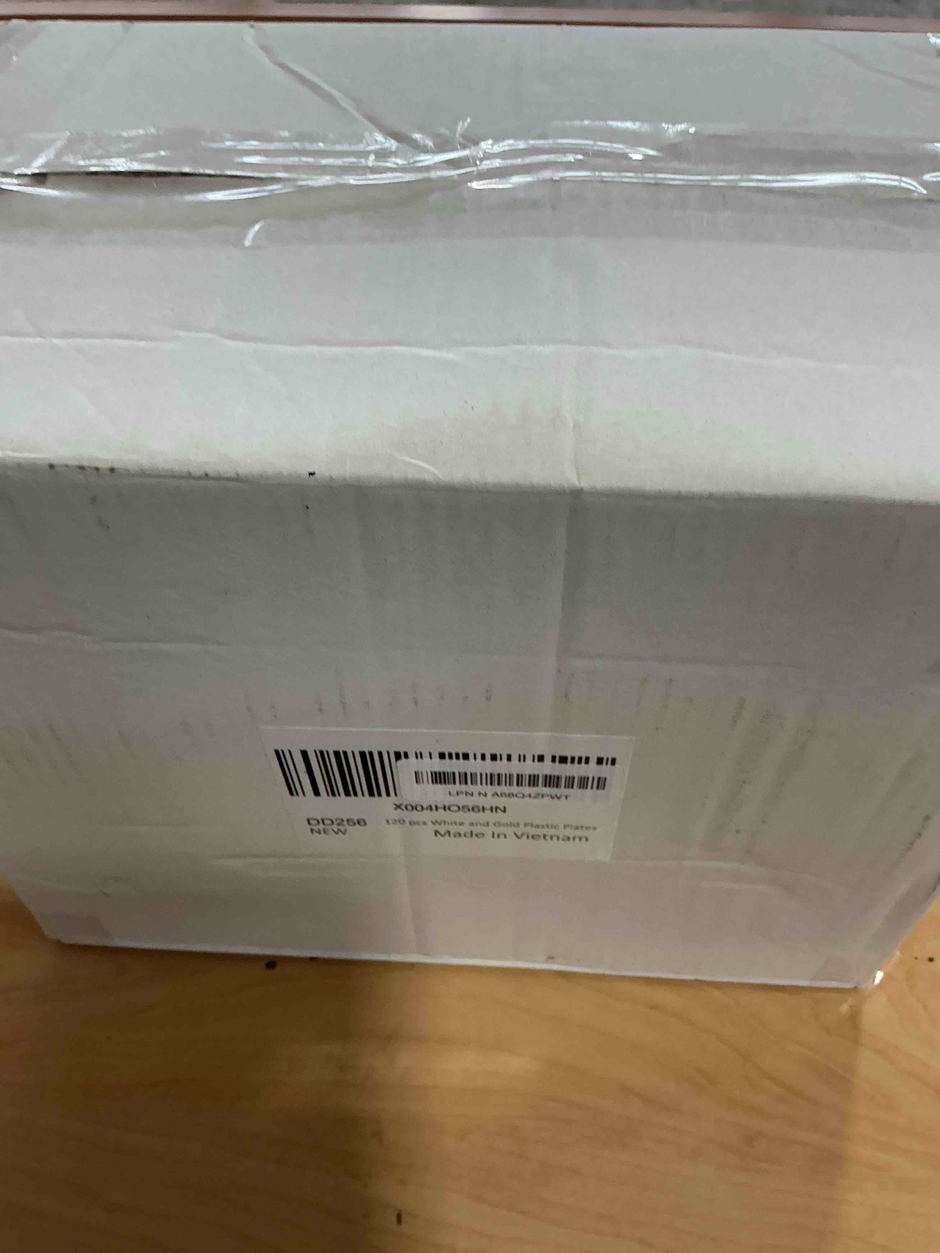 Condition photo showing Good Condition for LIYH 120 Pcs White and Gold Plastic Plates for Party - White Disposable Plates for Wedding Party- Includes 10.25 In Dinner and 7.5 In Dessert/Salad Plate for Valentine's Day Mother's Day 120pcs White Gold