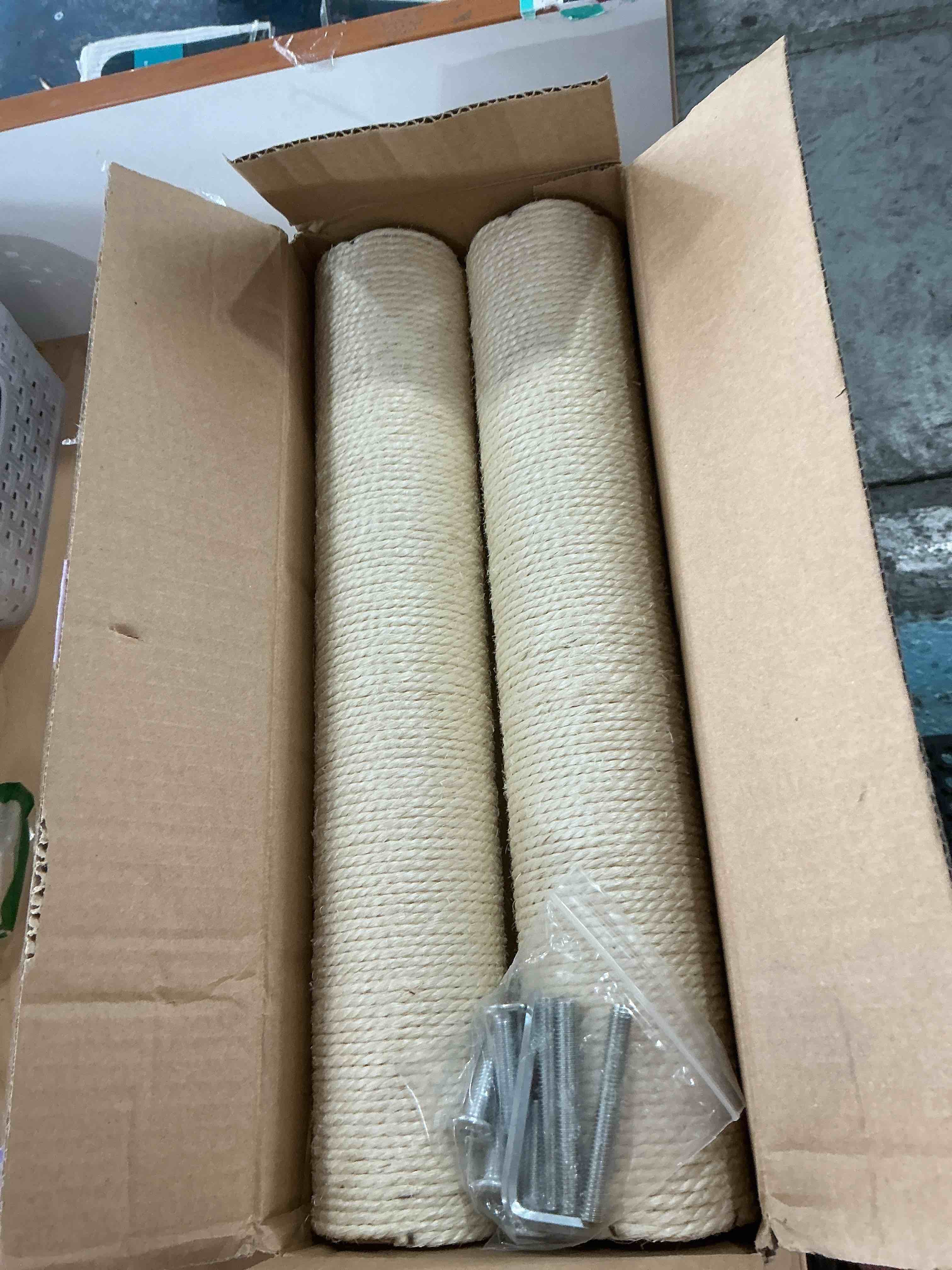 Condition photo showing New/Like New for BNOSDM 4 Pcs M8 15”x2.75” Cat Tree Scratching Post Replacement Parts for Indoor Cats Tower Rope Scratch Poles Refill Sisal Pole Part for Refurbishment Hemp Kitty Furniture Accessories Spare 4 Post*White 15” x 2.75”