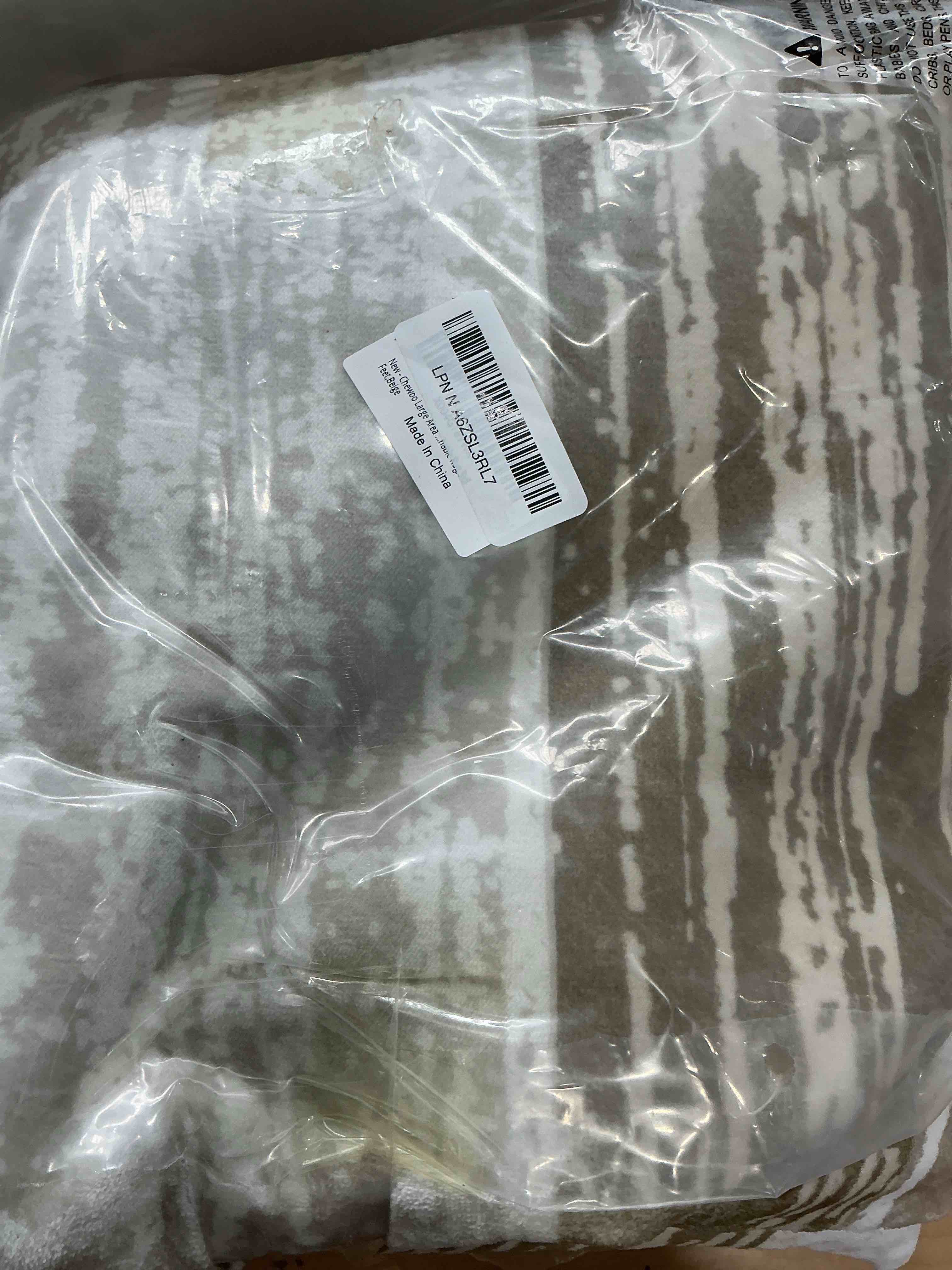 Condition photo showing Good Condition for Large Area Rugs,Modern Geometric Patchwork Floor Decor for Bedroom Aesthetic Carpet, Rockwood Collection, Indoor Rugs for Living Room, Dining Room, Nursery, Office, Machine Washable Rug,5x8 Ft Beige Beige 5' x 8' (Rectangular)