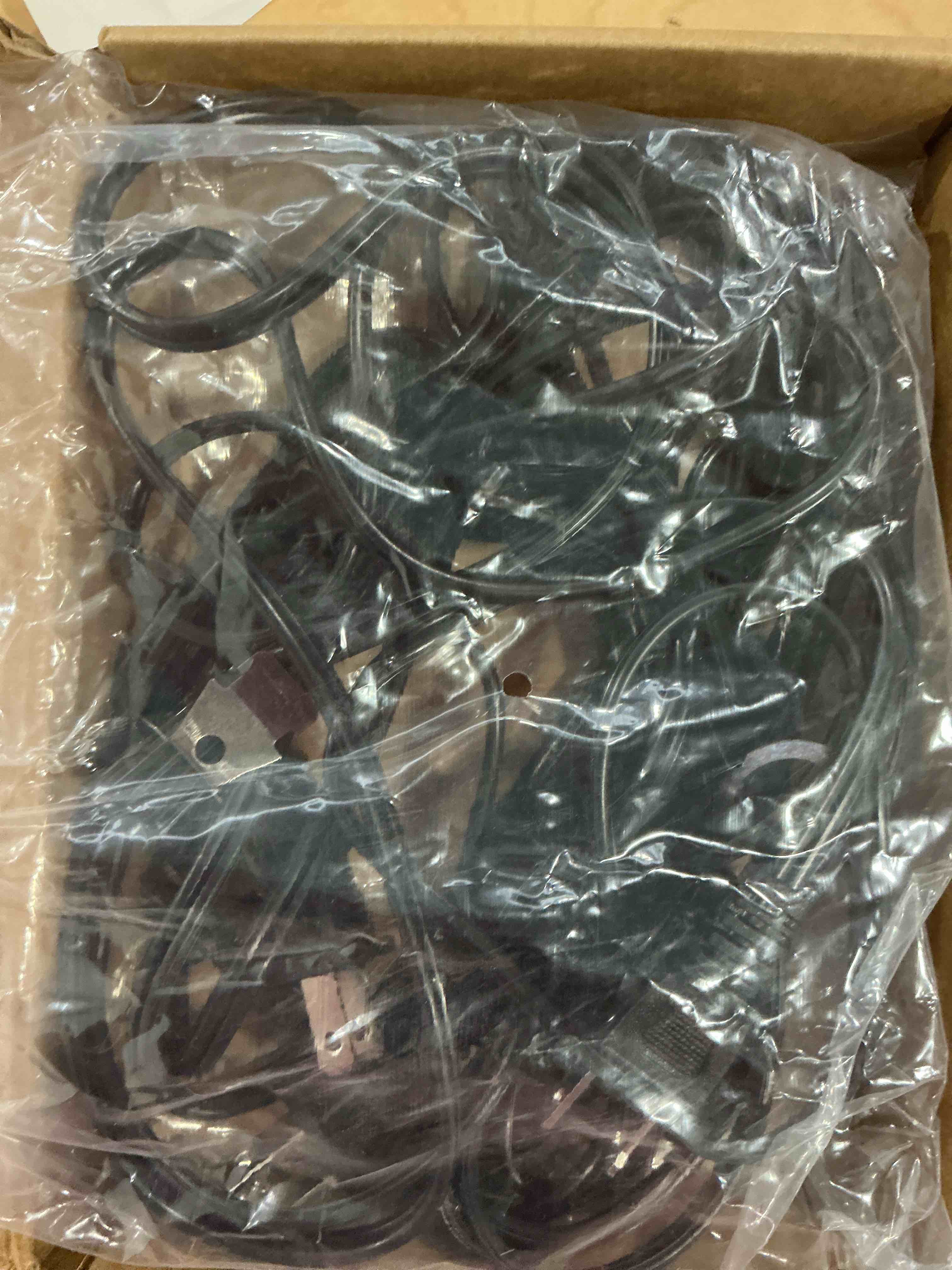 Condition photo showing Good Condition for Macarrie 4 Pcs Clip in Lamp Cord with E12 Light Socket Single Lamp Replacement Cord for Holiday Christmas Village Accessories Decorations Switch Not Included, 6 ft (Black) 4 Black