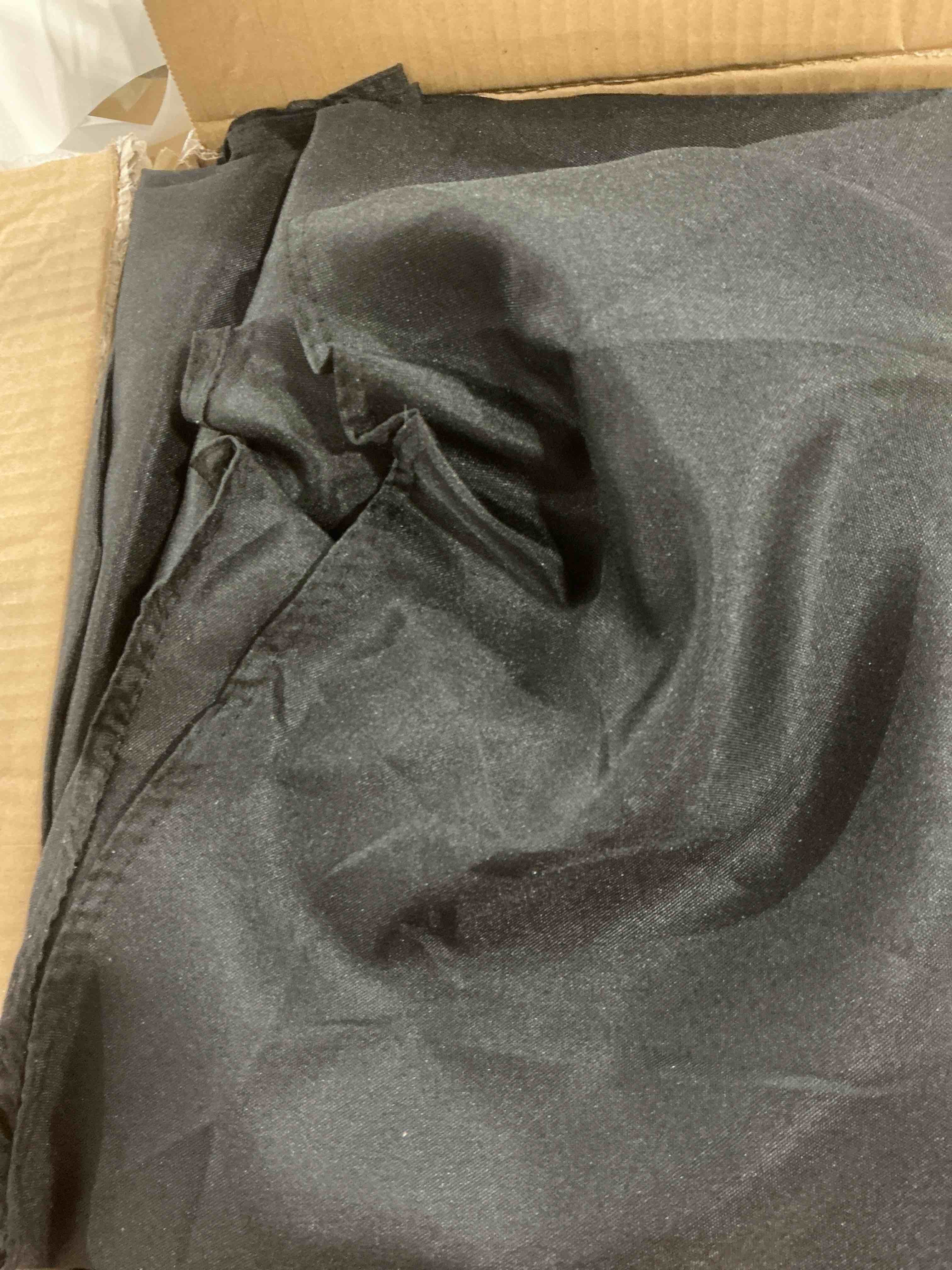 Condition photo showing New/Like New for sancua 6 Pack Round Tablecloth 108 Inch Black, Stain and Wrinkle Resistant Table Cloth - Washable Polyester Table Cover for Dining Tables, Buffet Parties and Camping Black 6 Pack 108" (Round)