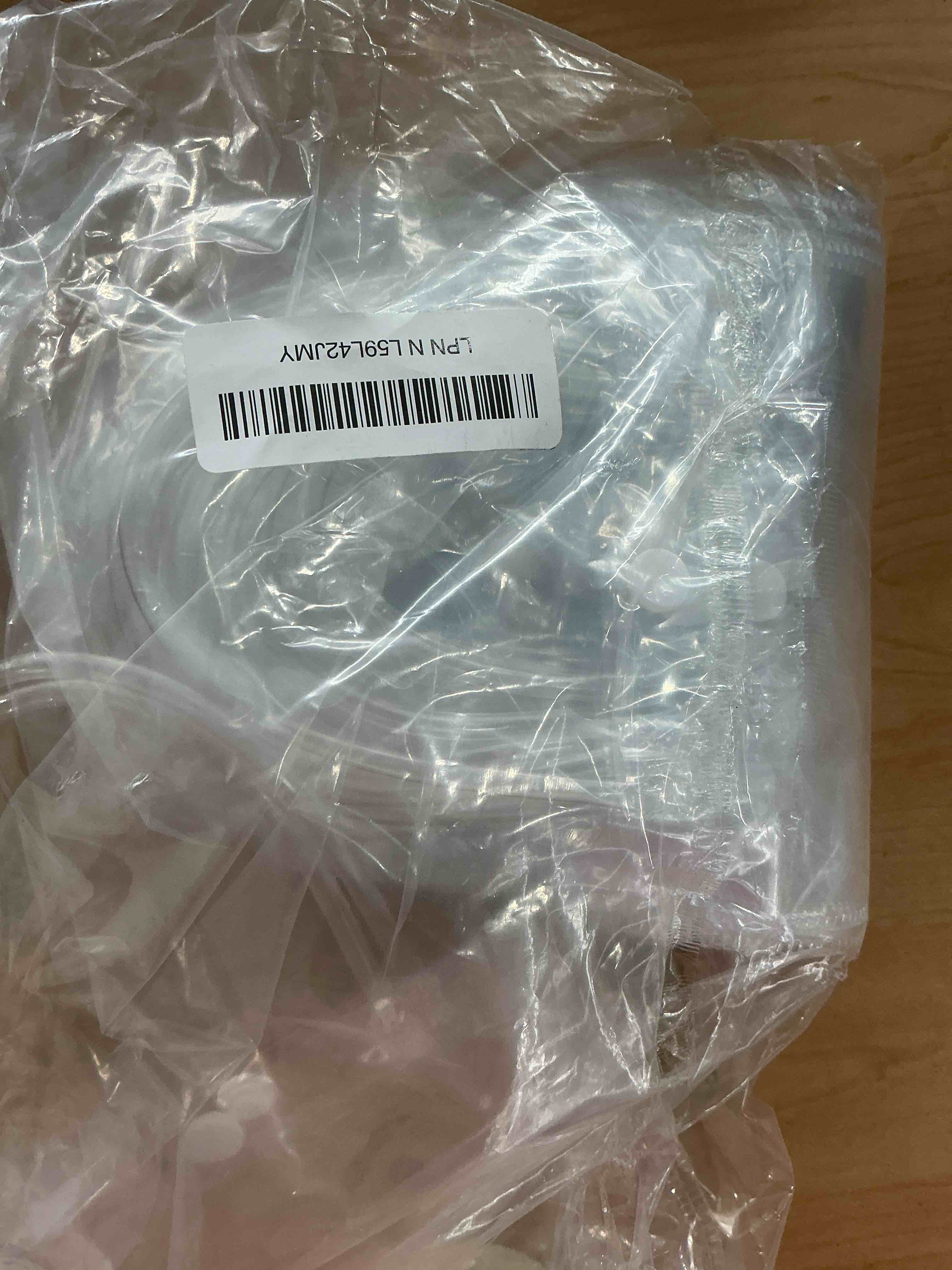 Condition photo showing Good Condition for Ohuimrt 30 PCS Clear Plastic Gift Bags with Handles, Reusable Party Favor Bags with Ribbon Transparent Gift Wrap Bags Bulk for Weddings Birthdays, 5.9 x 6.3 x 2.8 Inches Clear 5.9 x 6.3 x 2.8 1 Count (Pack of 30)