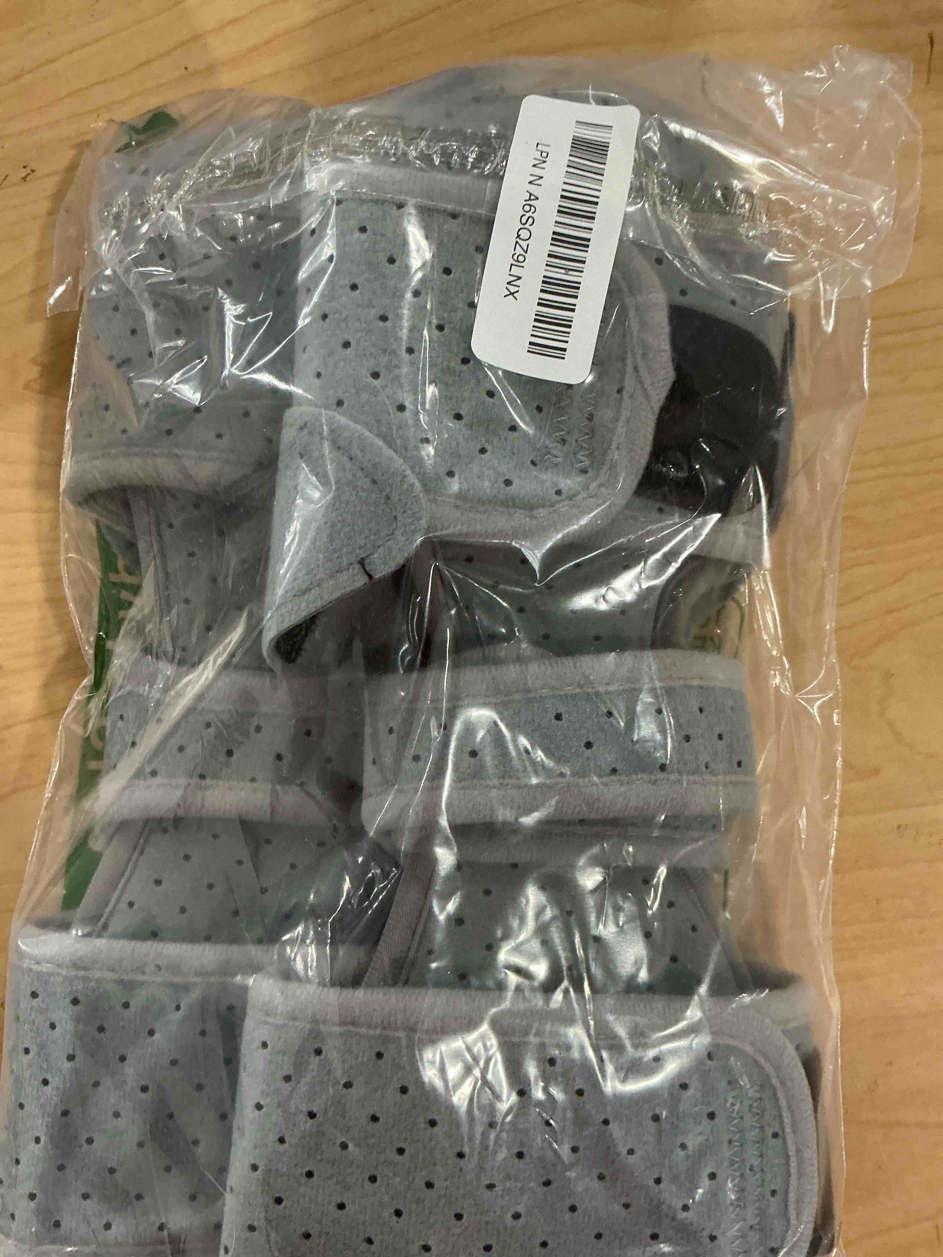 Condition photo showing Good Condition for Plantar Fasciitis Night Splint-Upgrade 3 Adjustable Planter Facetious Relief Brace,Plantar Fasciitis Relief Women Men Straps,Support Relief Foot Drop Achilles Tendonitis Day Night(Gray-2PC) Gray 2PC